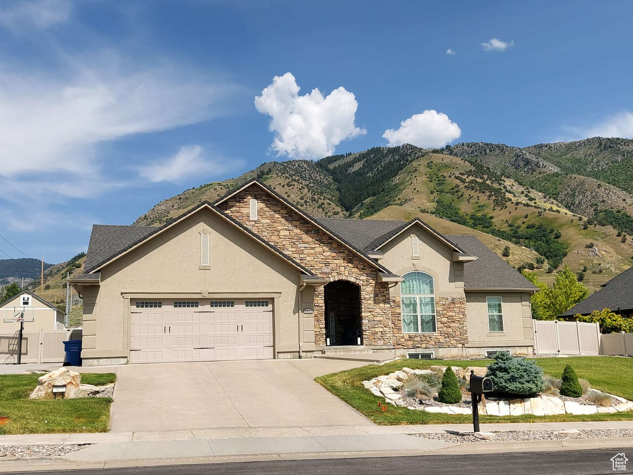 North Logan, UT 84341,1872 N 1850 E