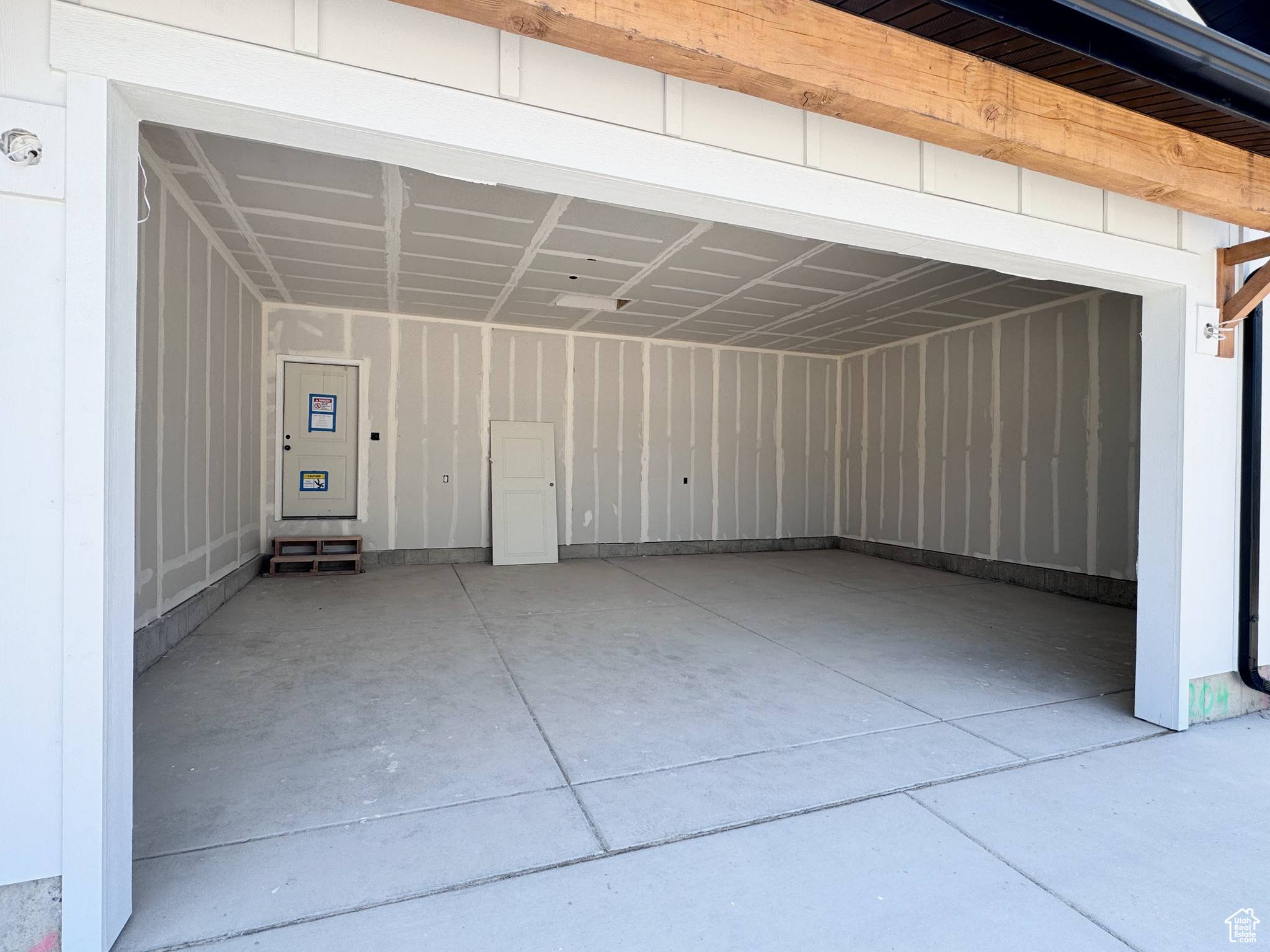Saratoga Springs, UT 84045,609 W PINE MOUNTIAN DR #204