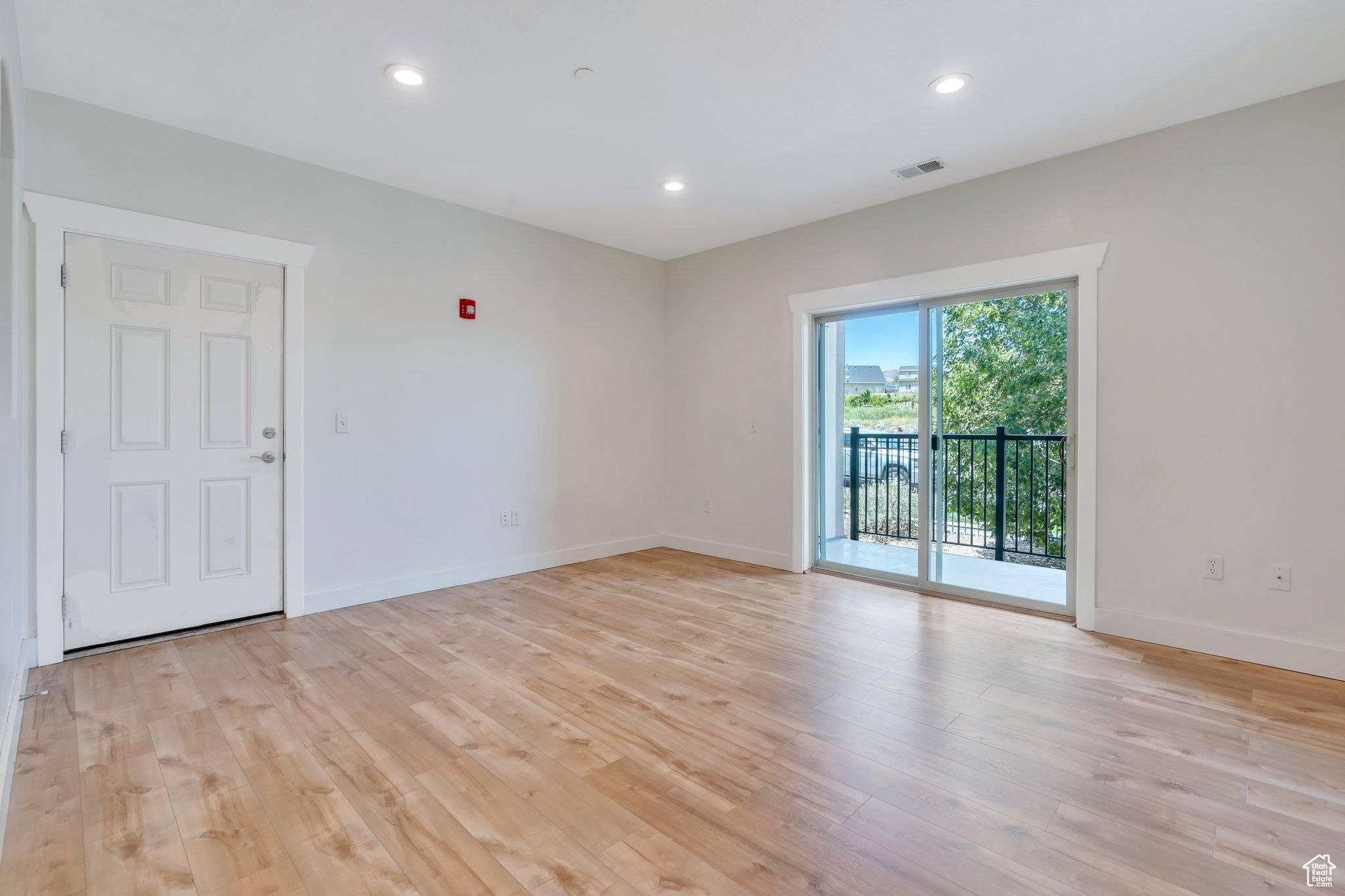 Saratoga Springs, UT 84045,143 W SPRING HILL WAY N