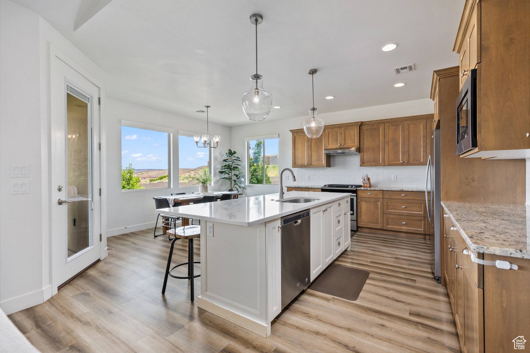 Santa Clara, UT 84765,1432 BOYS POND CIR