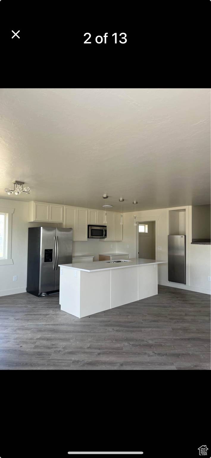 Blanding, UT 84511,594 S 100 E