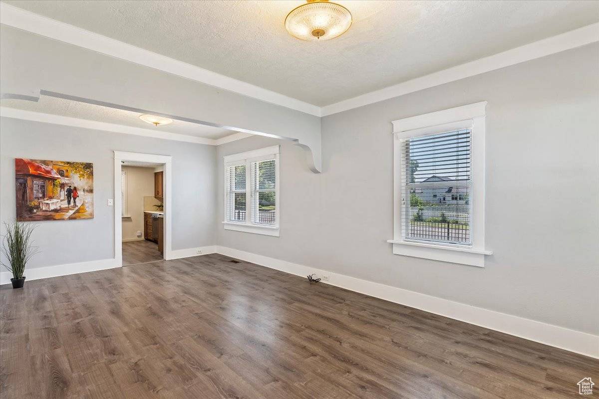 Kaysville, UT 84037,106 N 400 E