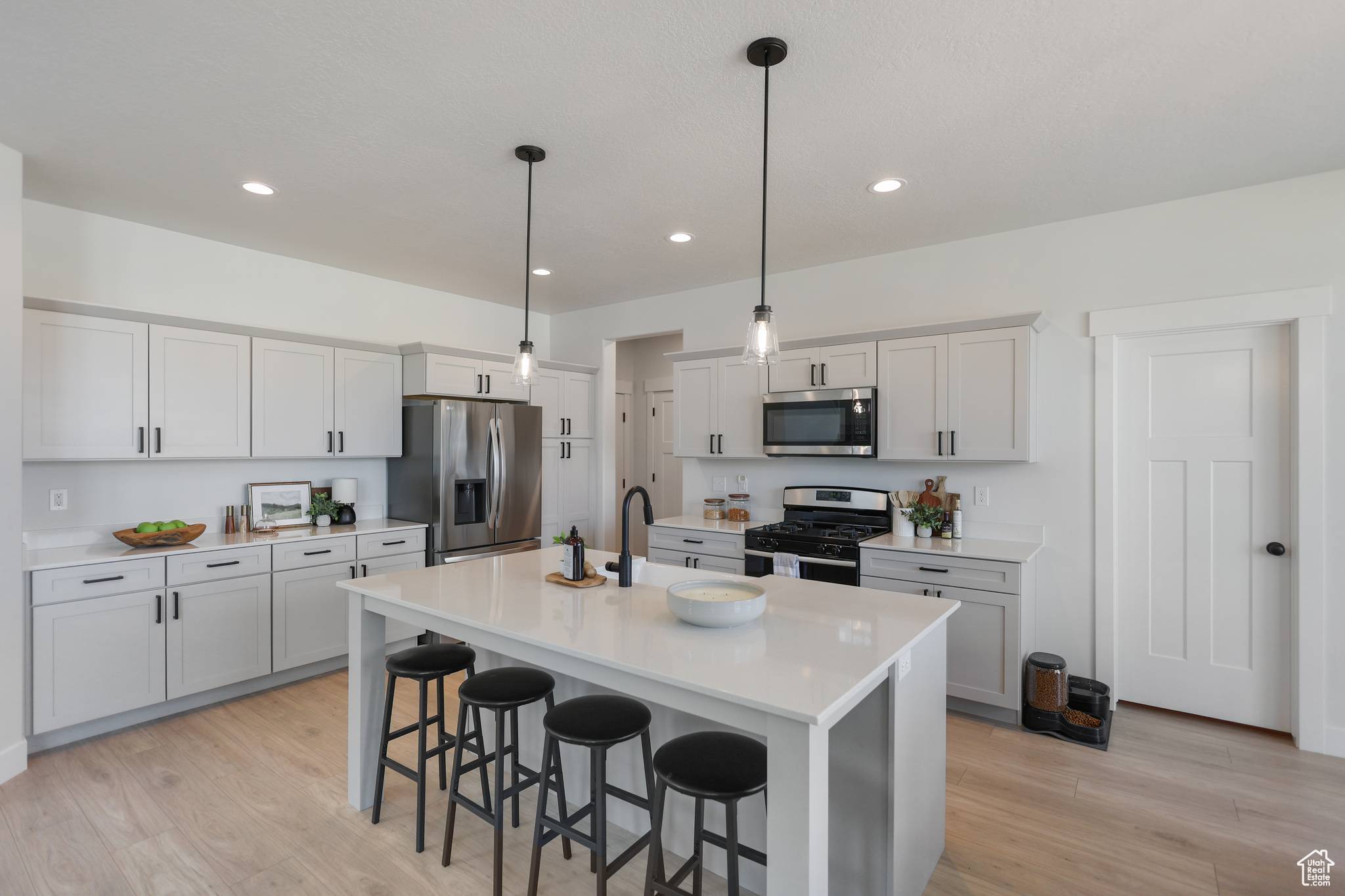 Saratoga Springs, UT 84045,962 N OLSON DR