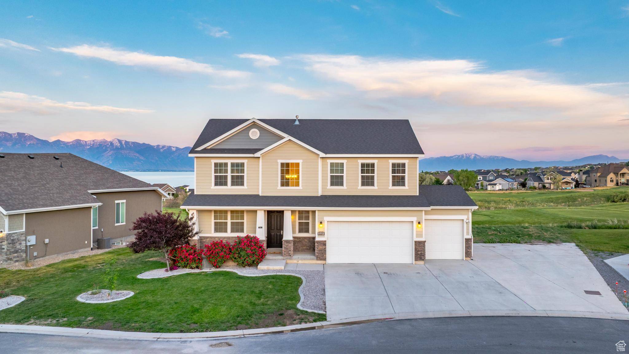 Saratoga Springs, UT 84045,227 E SANDHILL DR