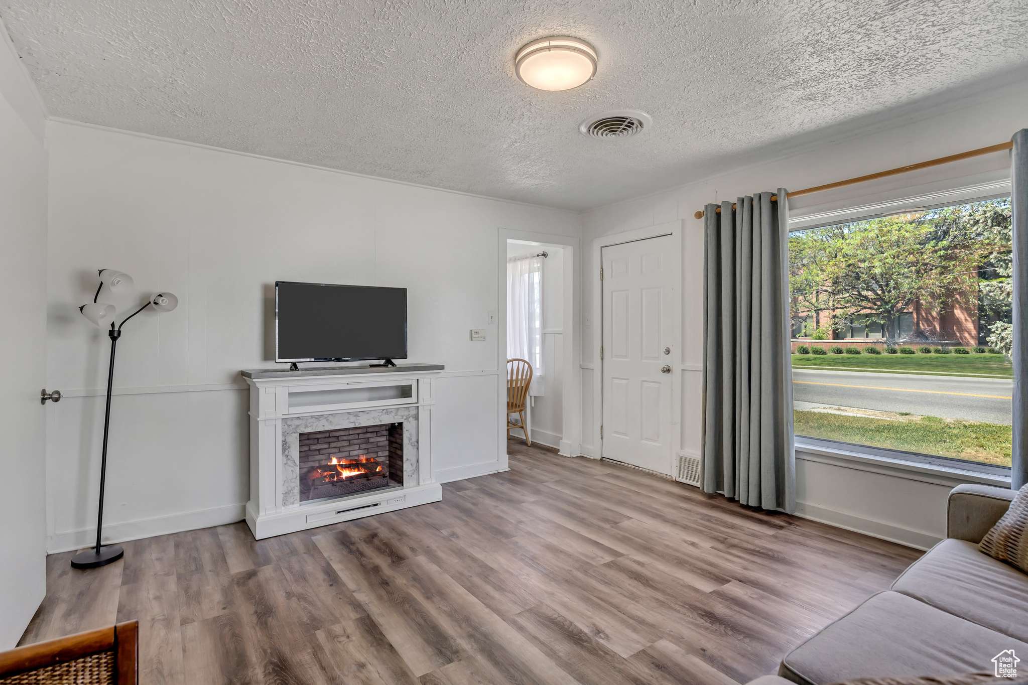 Murray, UT 84107,232 E 5900 S