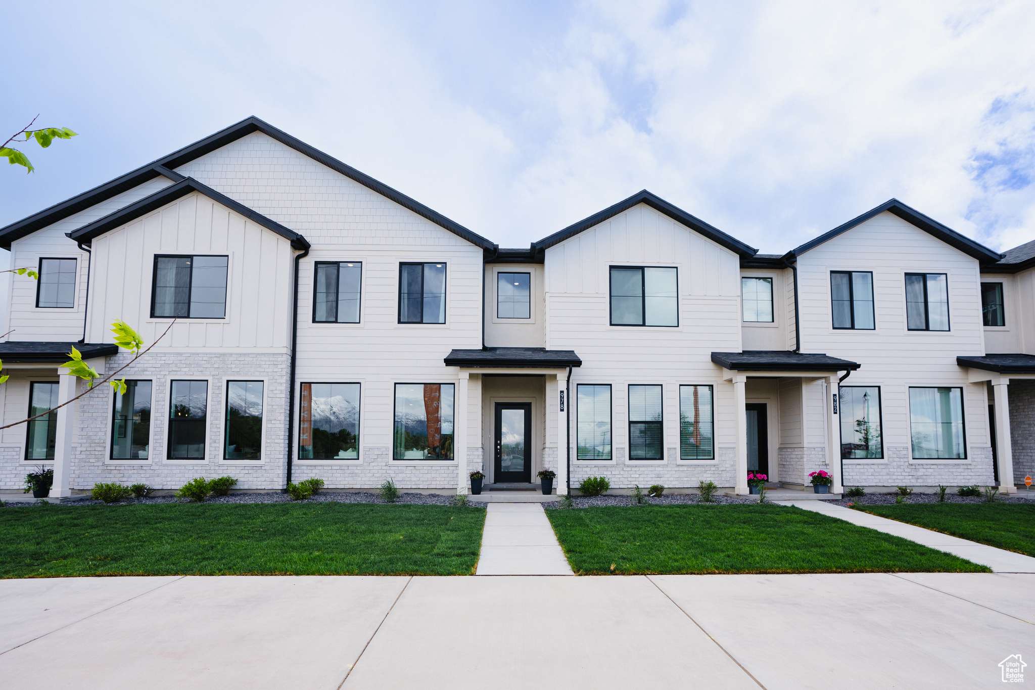 Spanish Fork, UT 84660,858 S 320 E #165