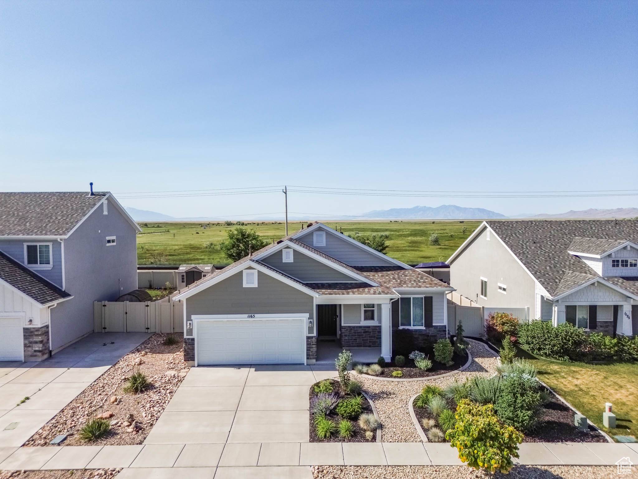 Syracuse, UT 84075,1165 W SILVER HOLLOW RD