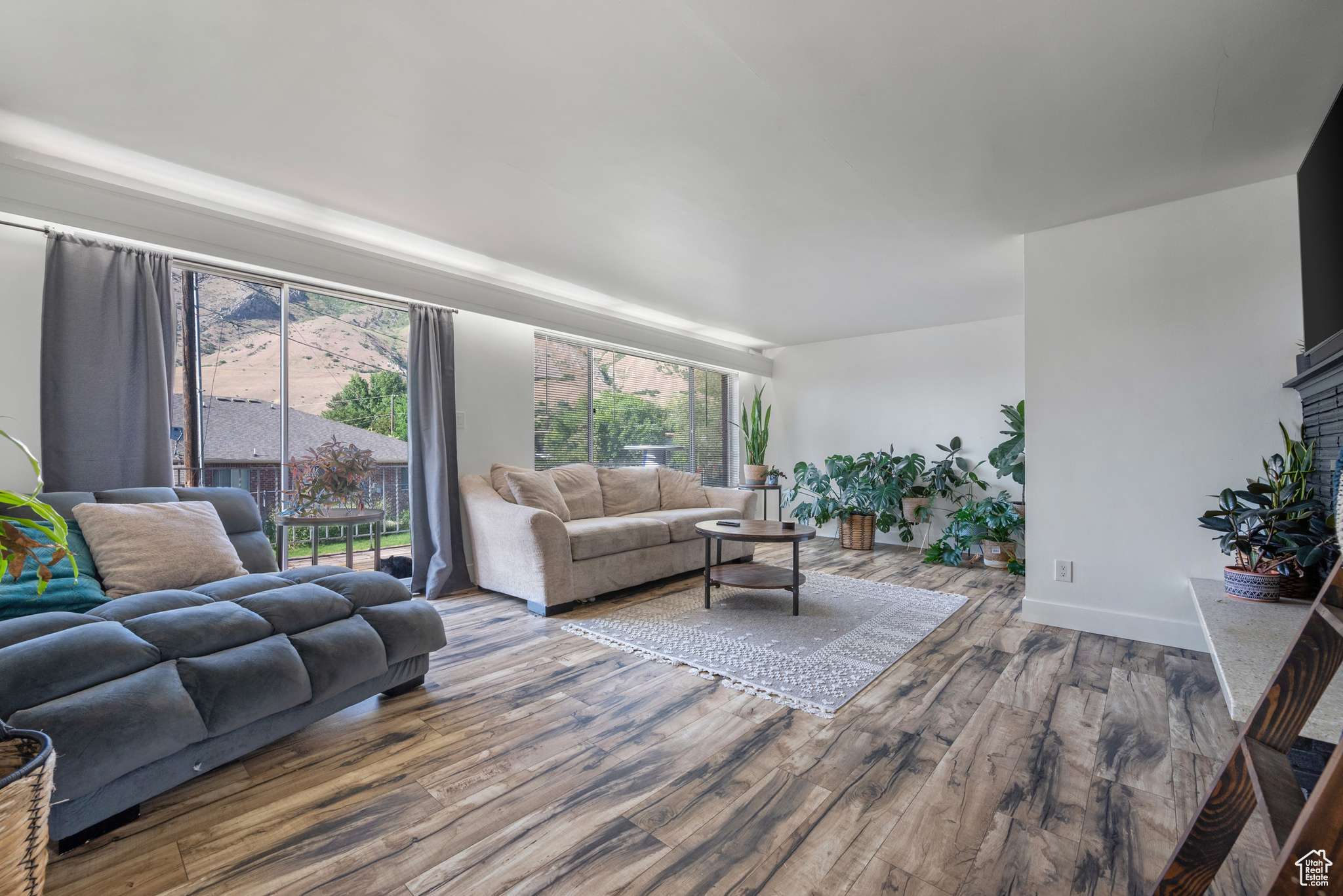 Springville, UT 84664,1185 E HILLCREST DR