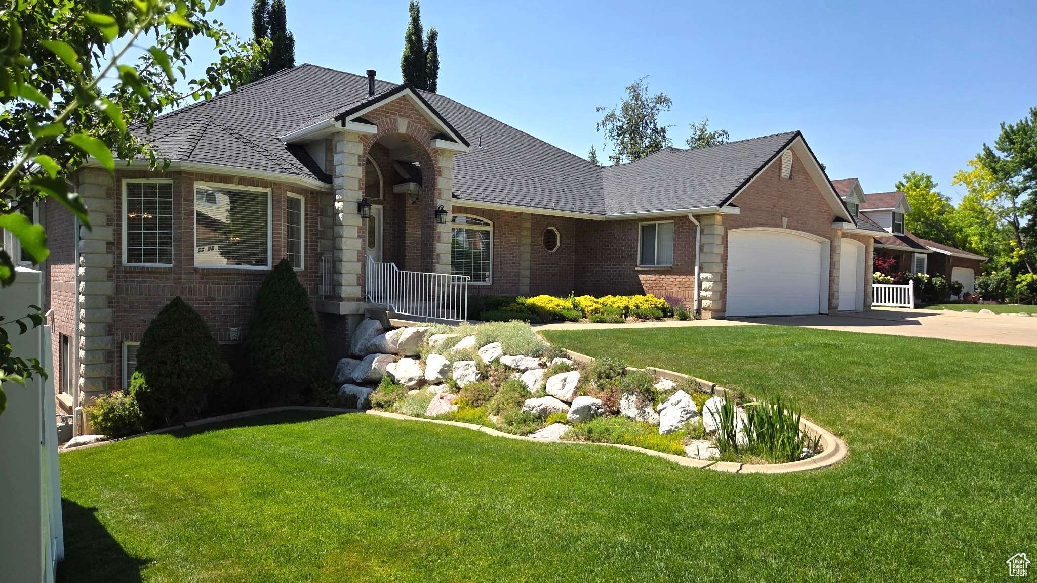 Fruit Heights, UT 84037,362 S GLEN CIR E