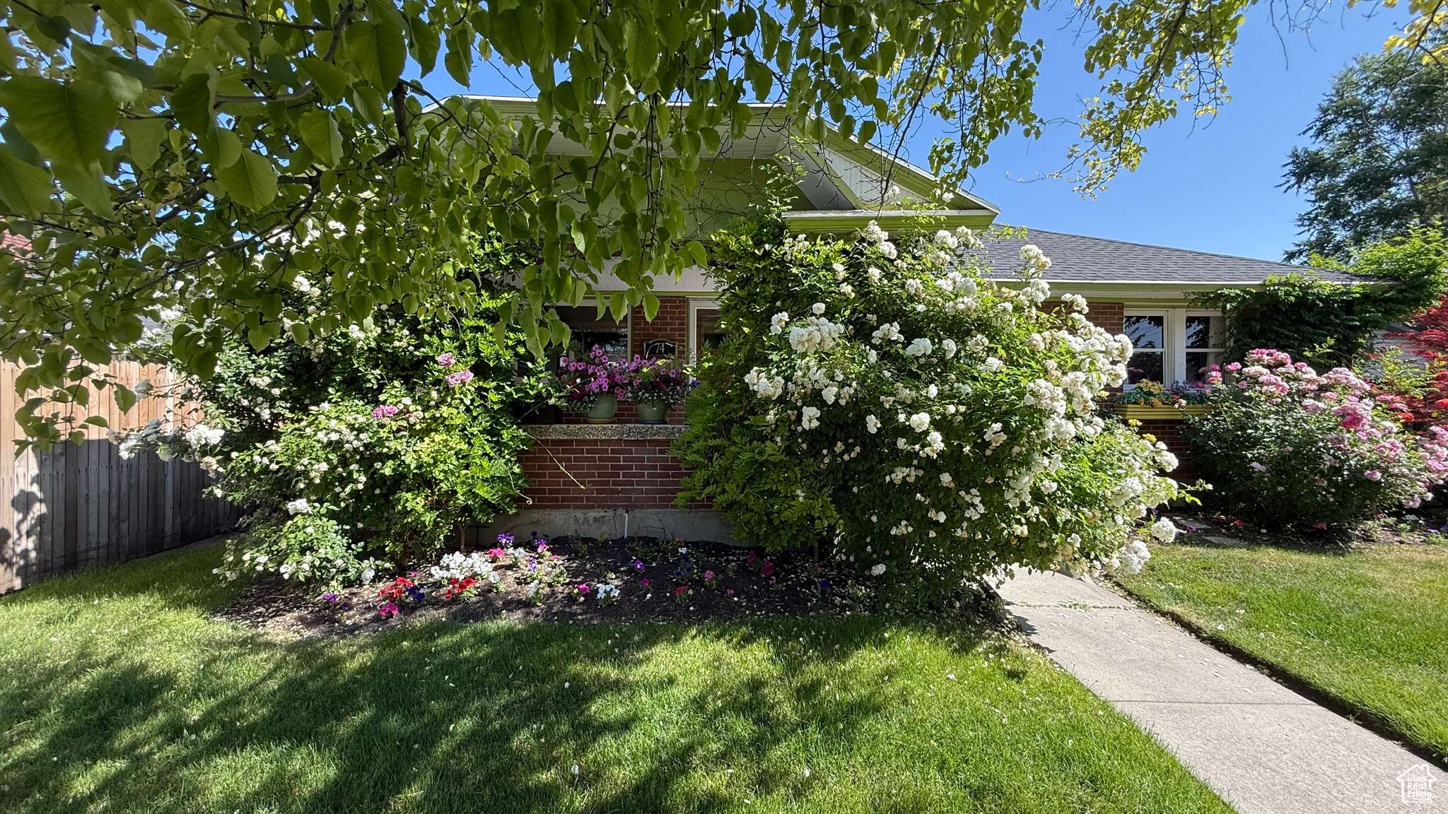 Salt Lake City, UT 84115,74 W QUAYLE AVE S