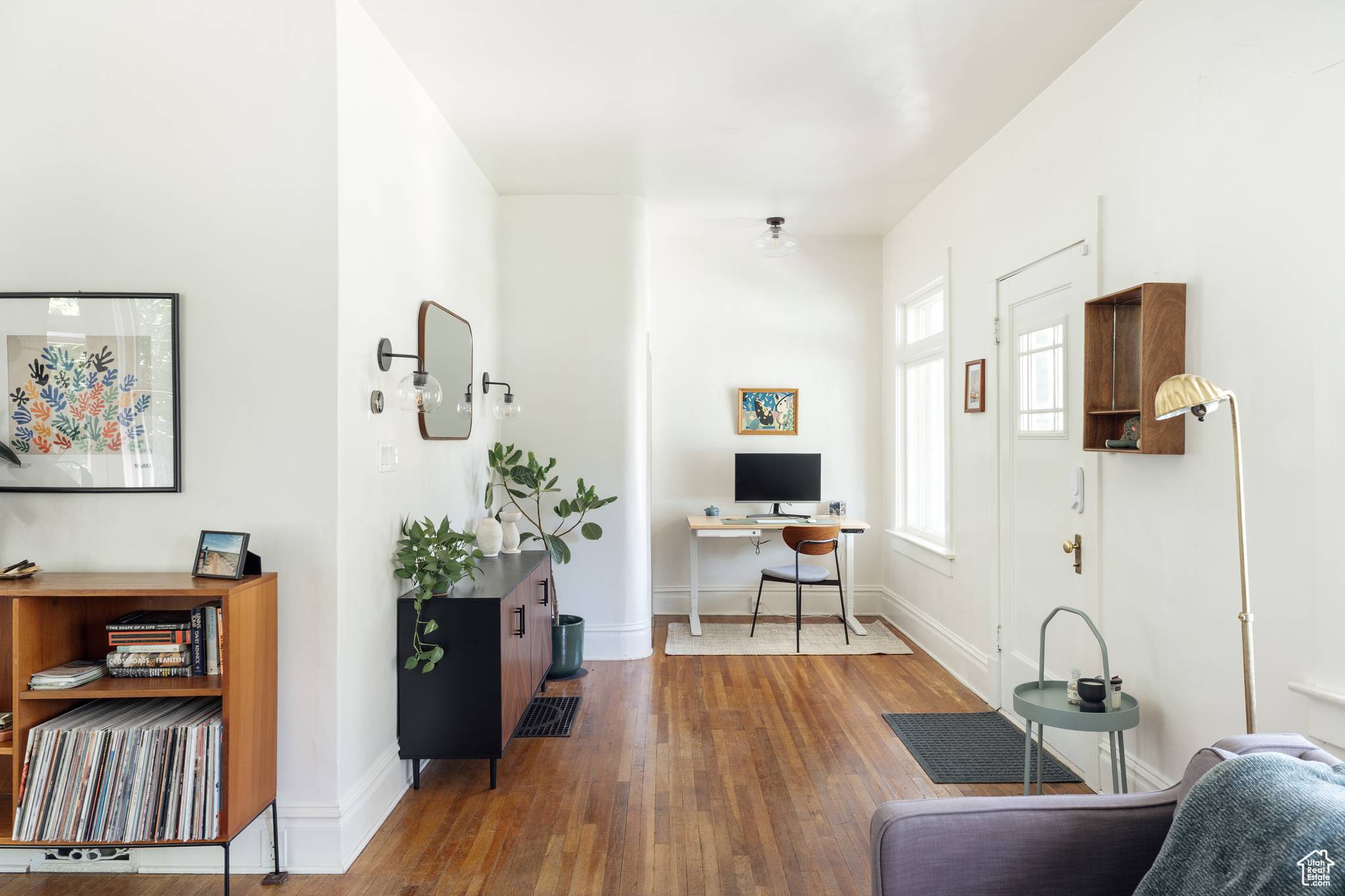 Salt Lake City, UT 84102,336 S DOUGLAS ST S