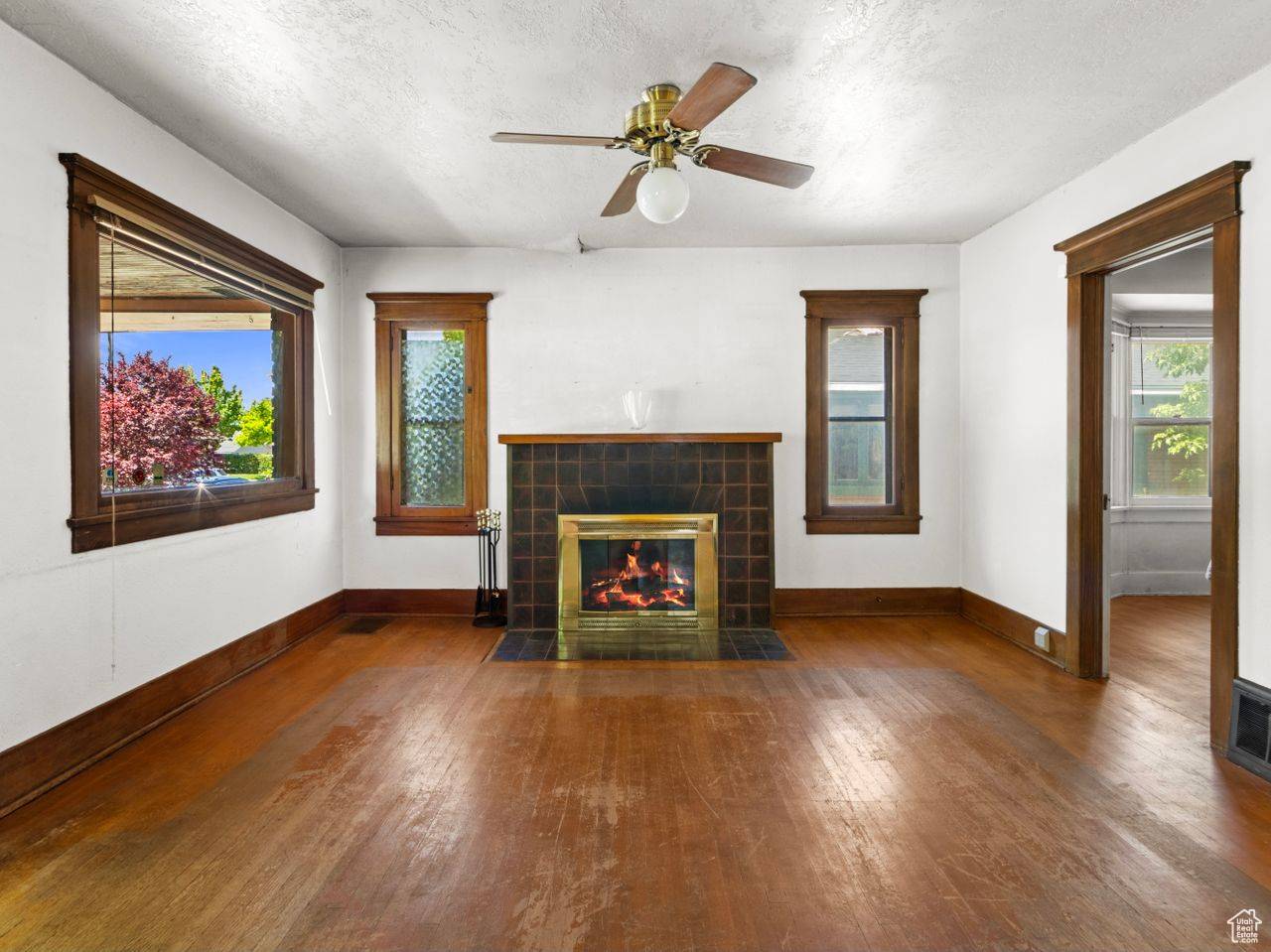 Salt Lake City, UT 84105,843 E LOGAN AVE S