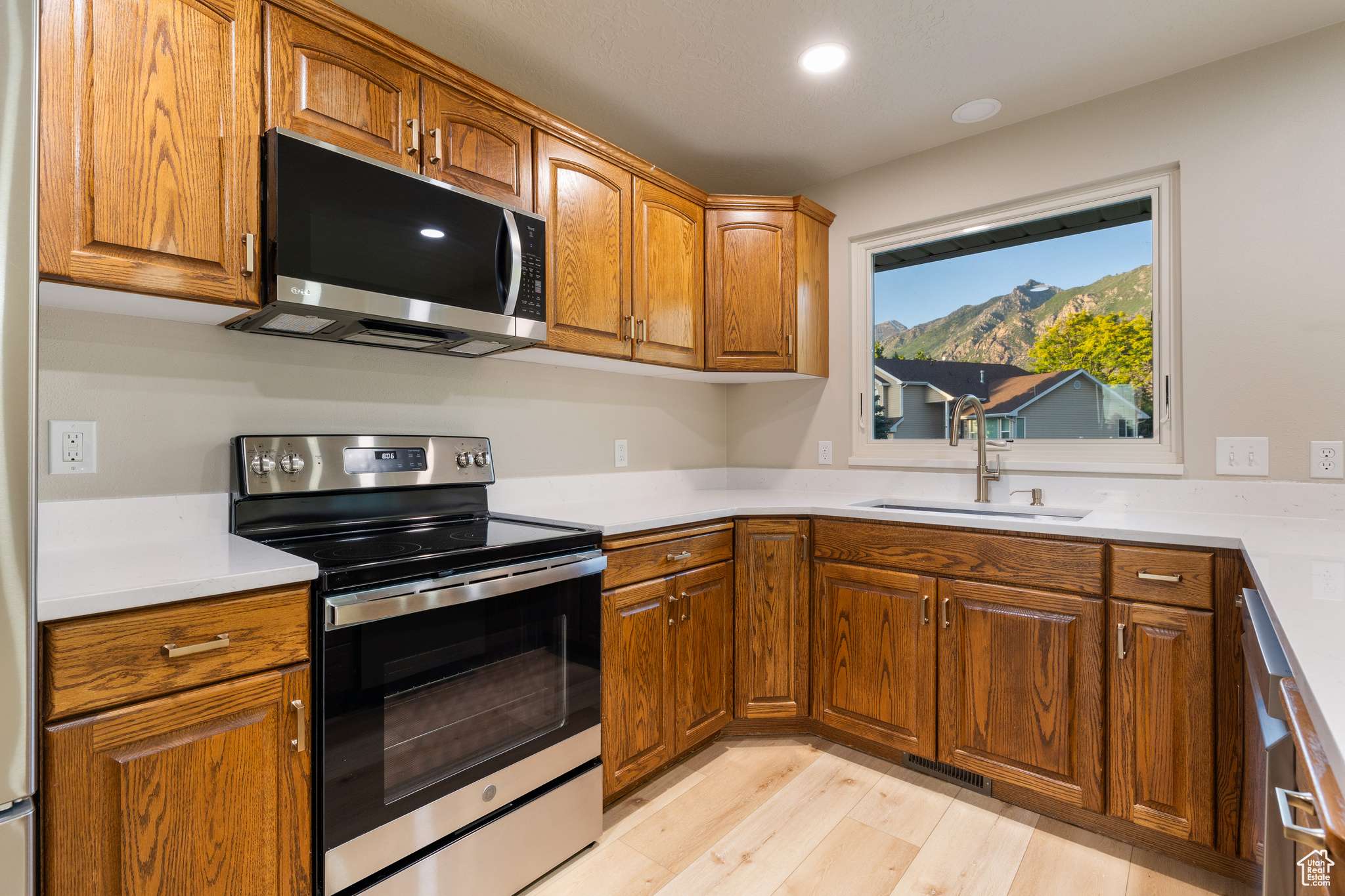 Highland, UT 84003,10861 N PANORAMA DR