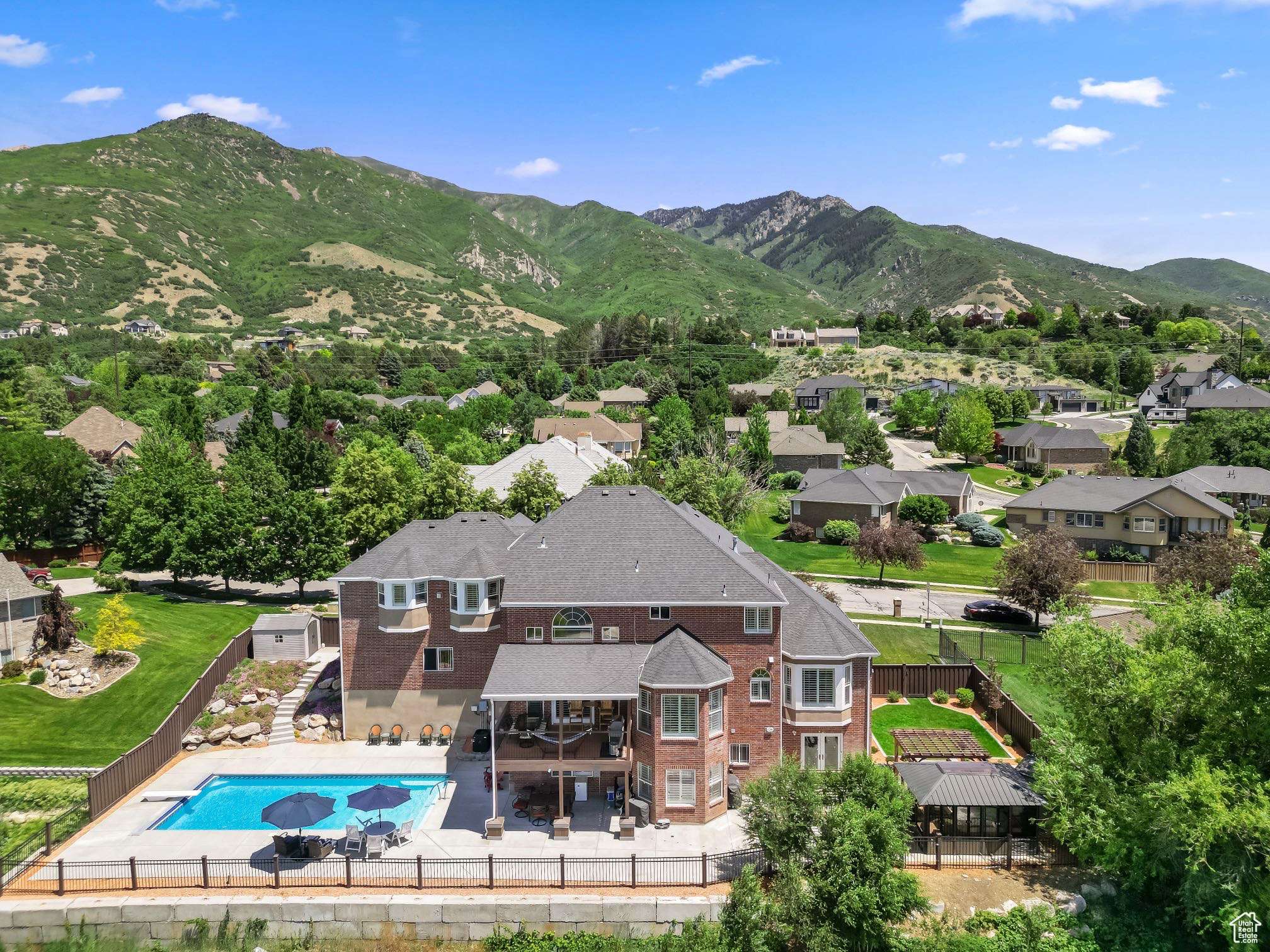 Ogden, UT 84403,4715 S 1500 E