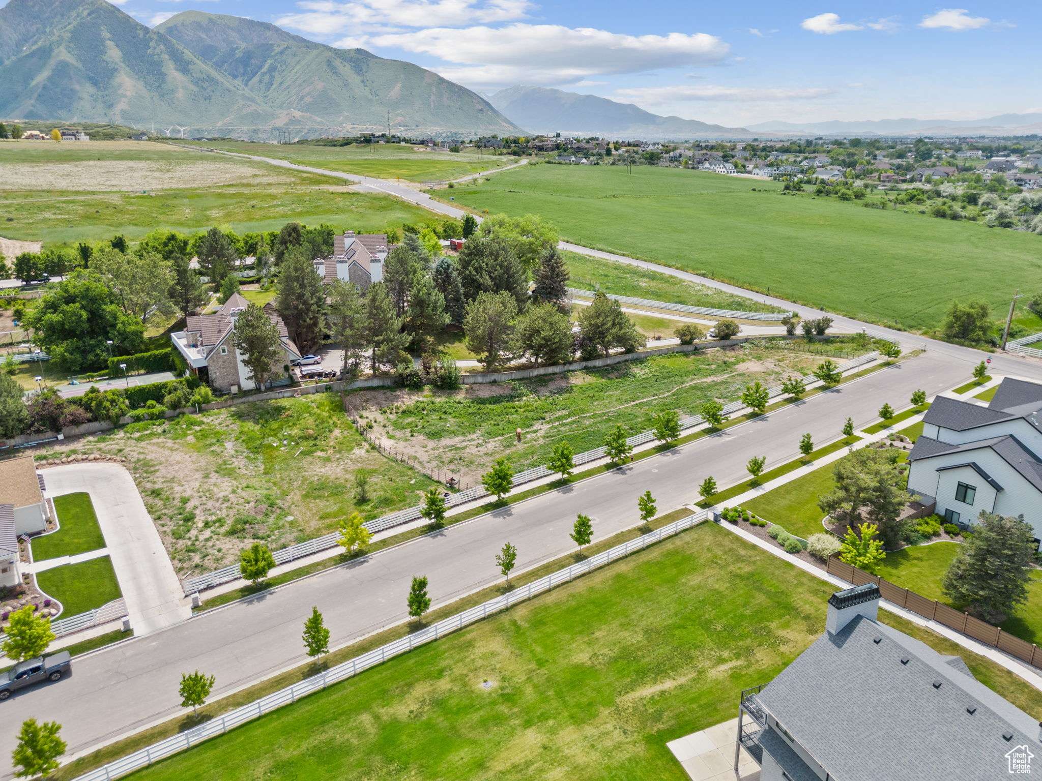 Mapleton, UT 84664,120 E MAGNOLIA LN #1