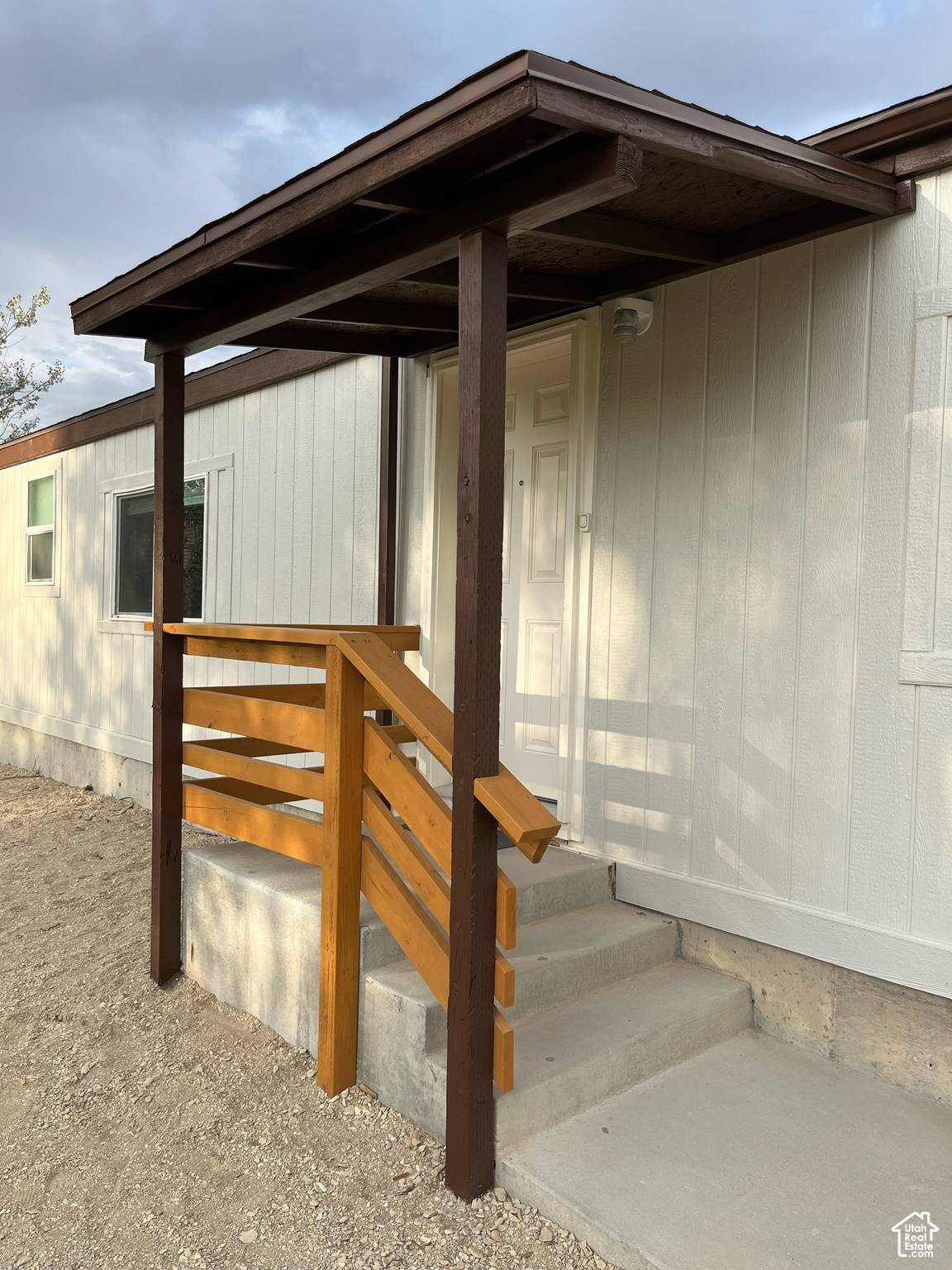 Myton, UT 84052,380 W MAIN