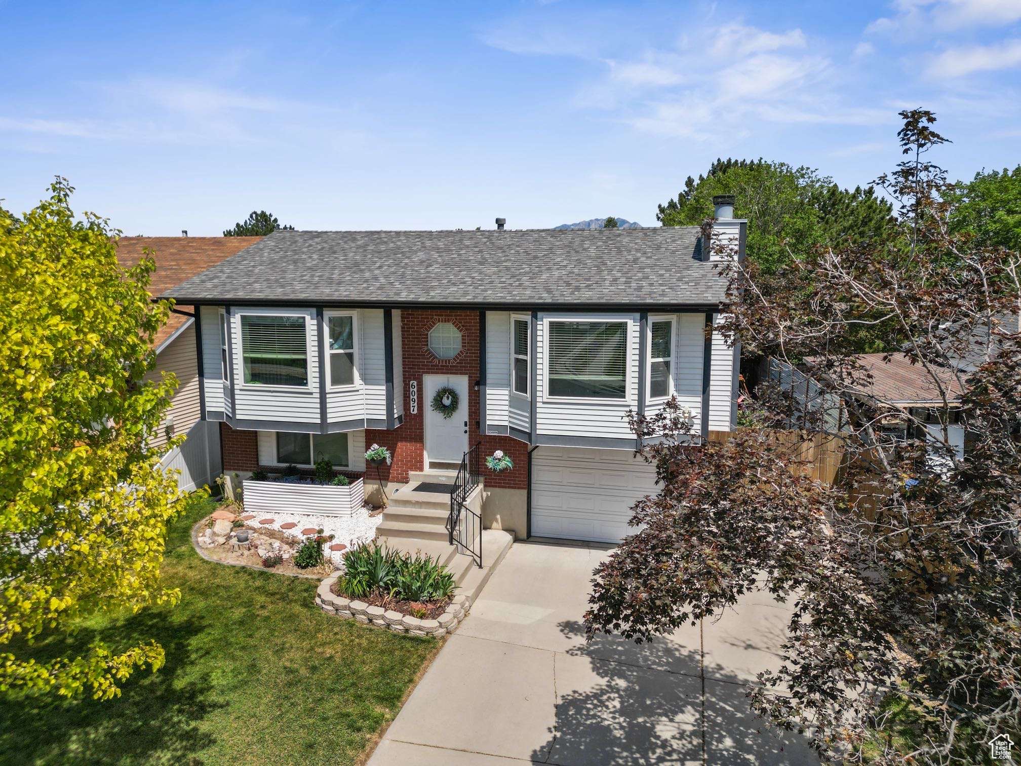 Taylorsville, UT 84129,6097 S AZURE MEADOW DR