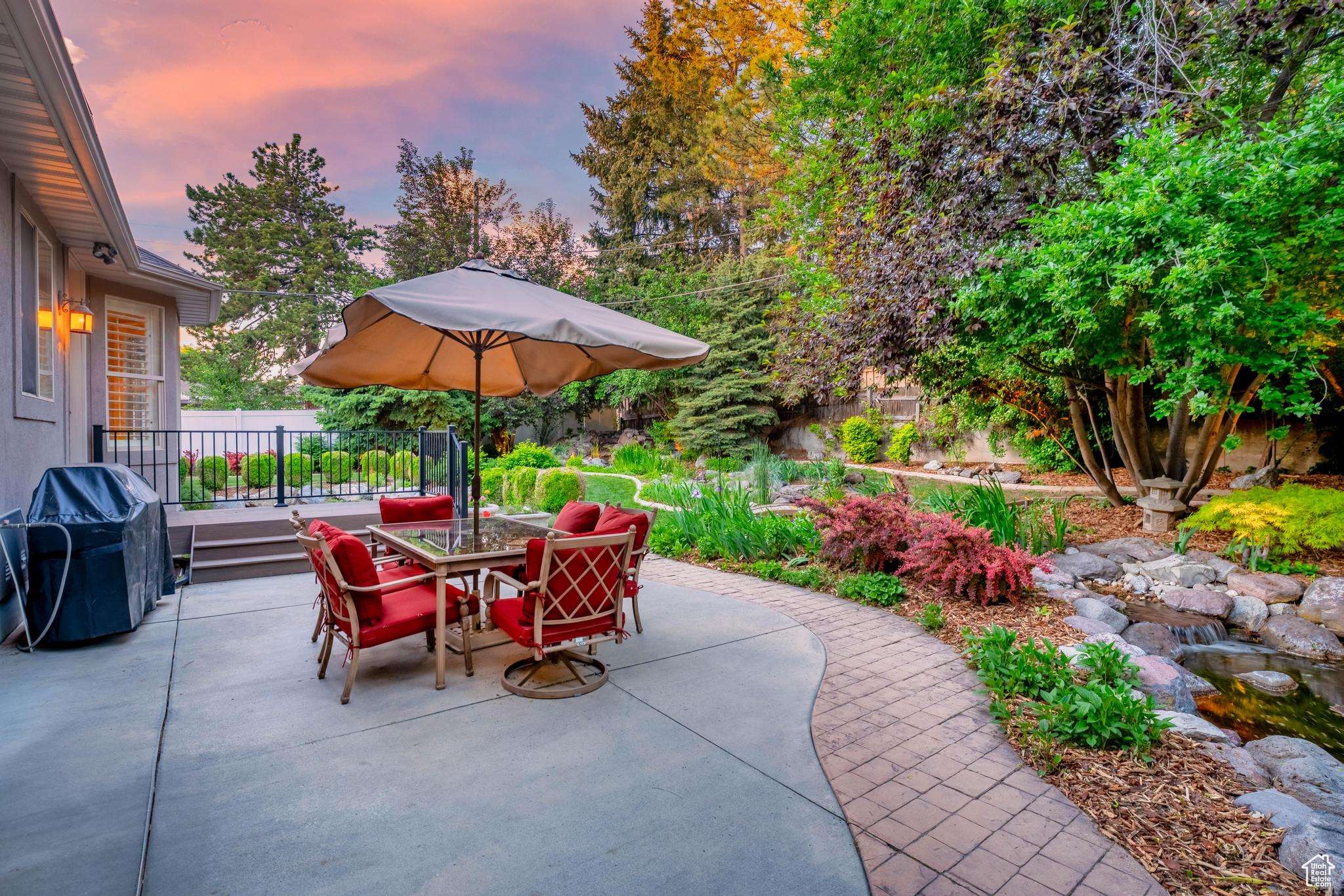 Salt Lake City, UT 84109,2221 E FISHER LN S