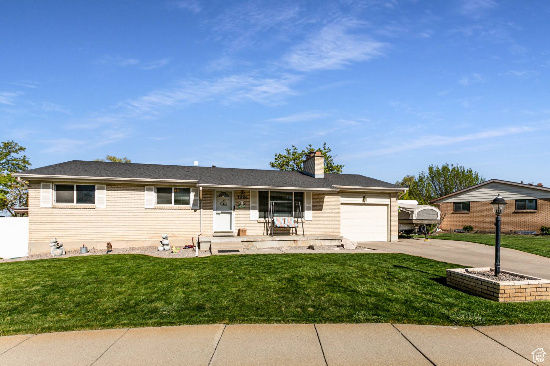 Woods Cross, UT 84087,1996 S 760 W
