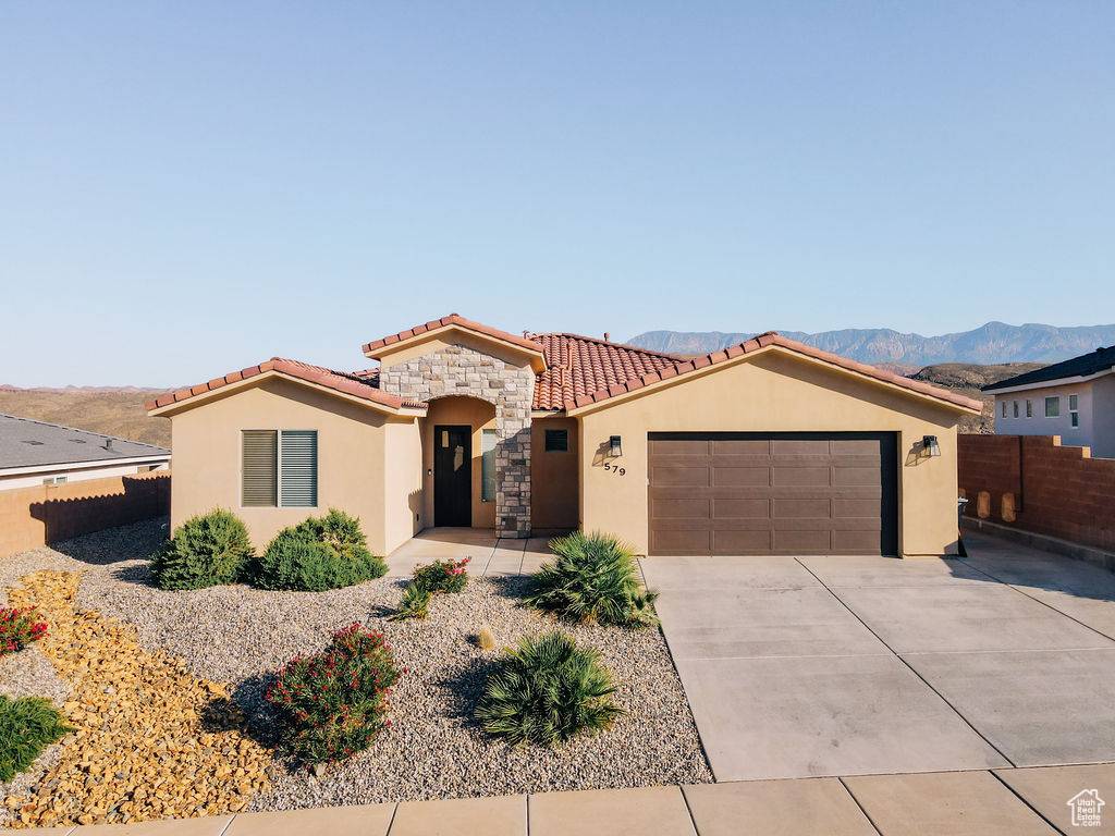Hurricane, UT 84737,579 N STACI DR