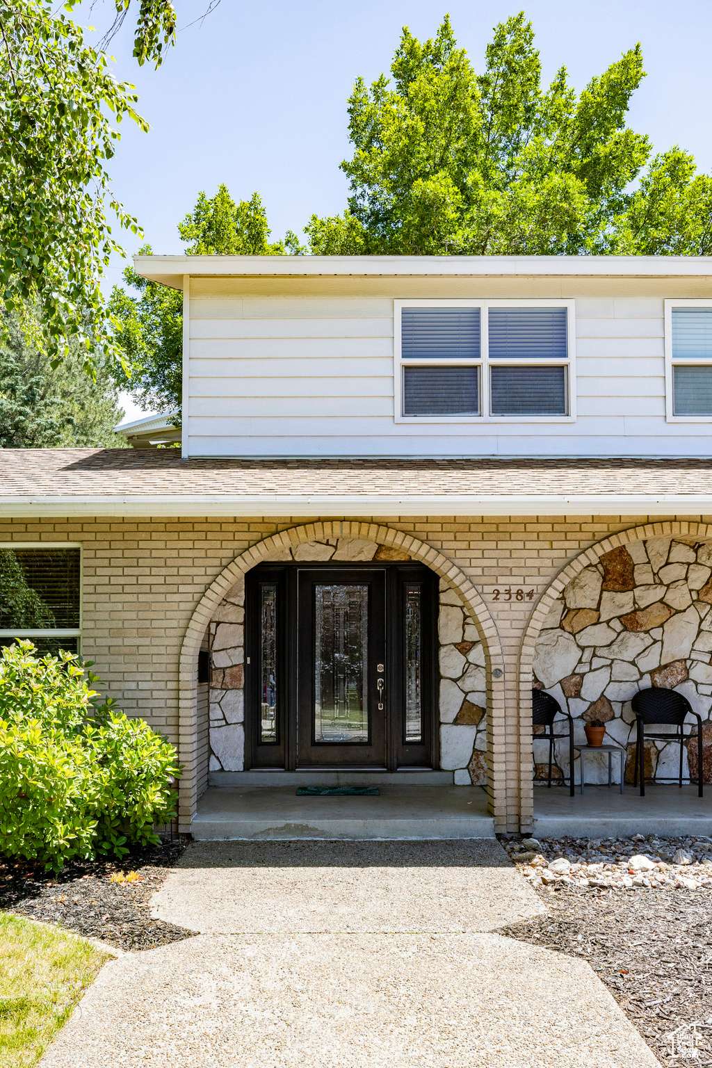 Cottonwood Heights, UT 84121,2384 E CINNABAR LN