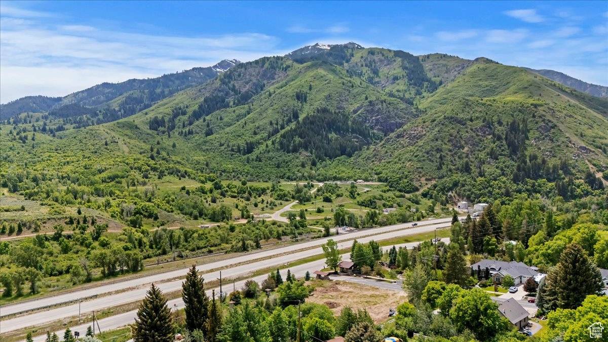 Mountain Green, UT 84050,5630 N ROBINSON LN