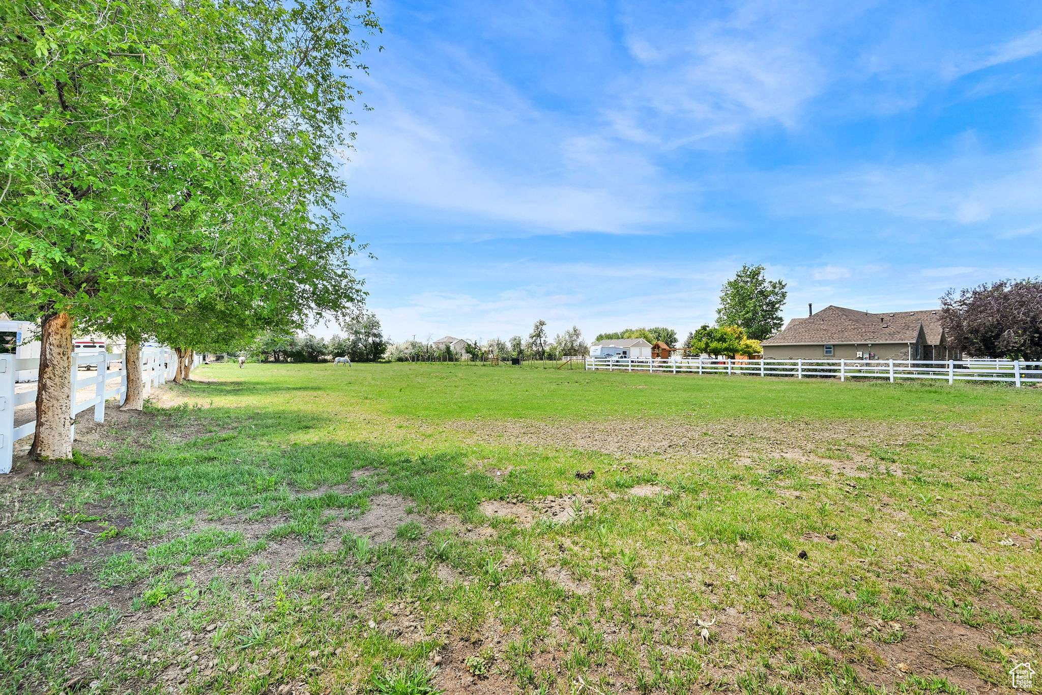 Hooper, UT 84315,5327 W 4325 S