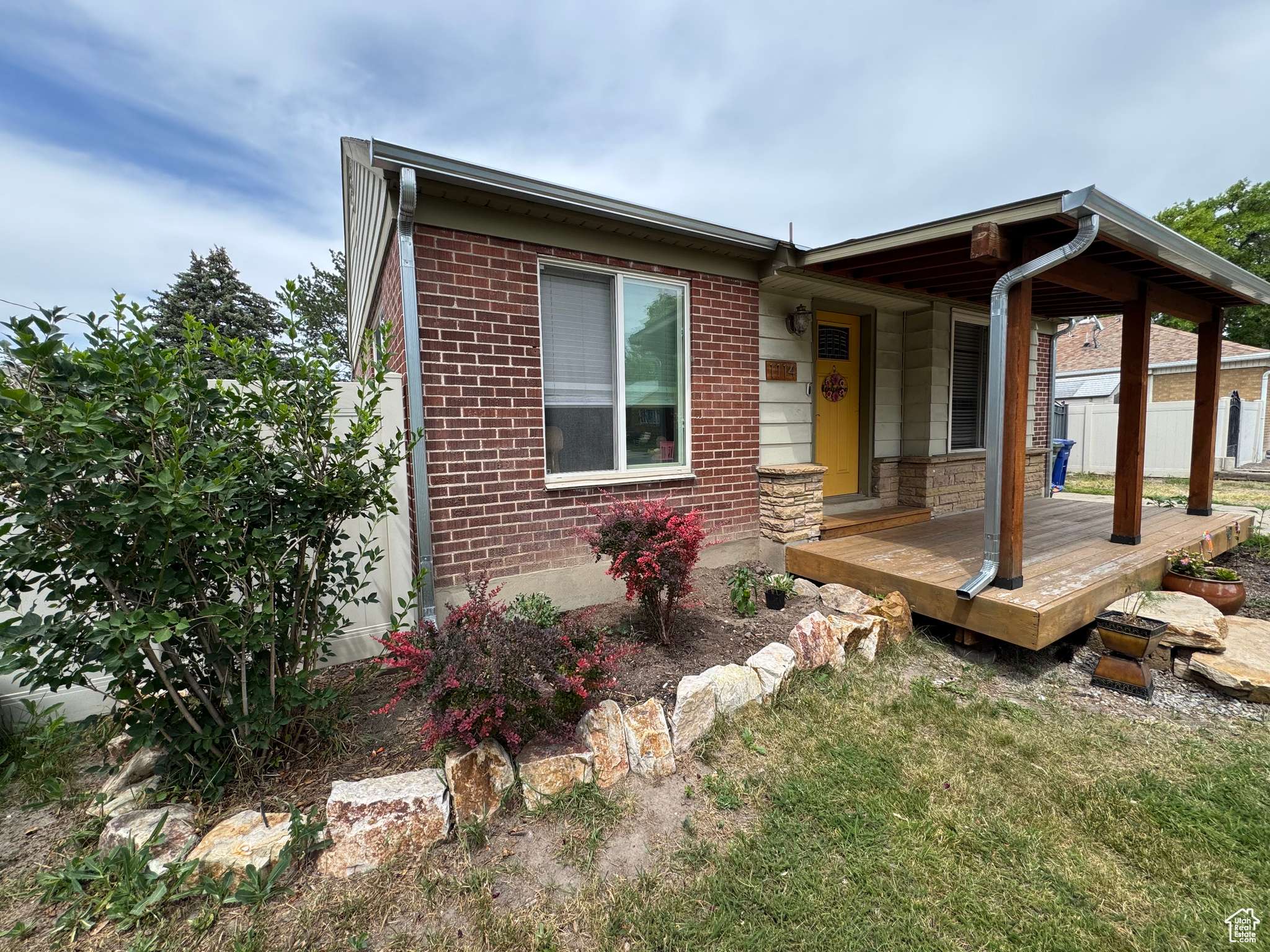 Salt Lake City, UT 84116,1114 W BRIARCLIFF AVE S