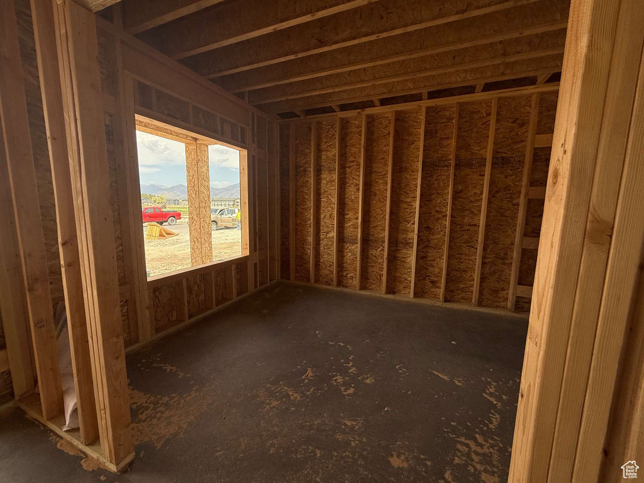 Nibley, UT 84321,1174 W 3410 S