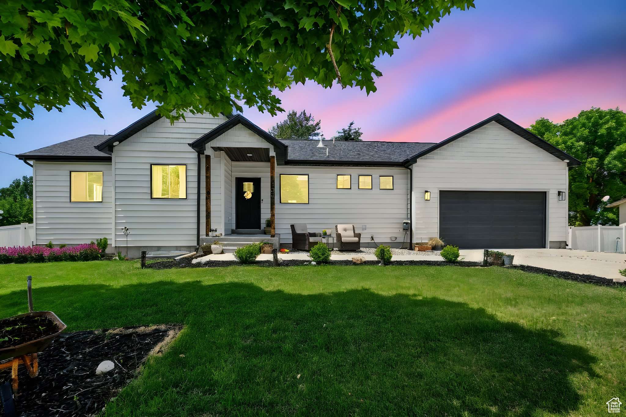Richmond, UT 84333,155 N 200 E