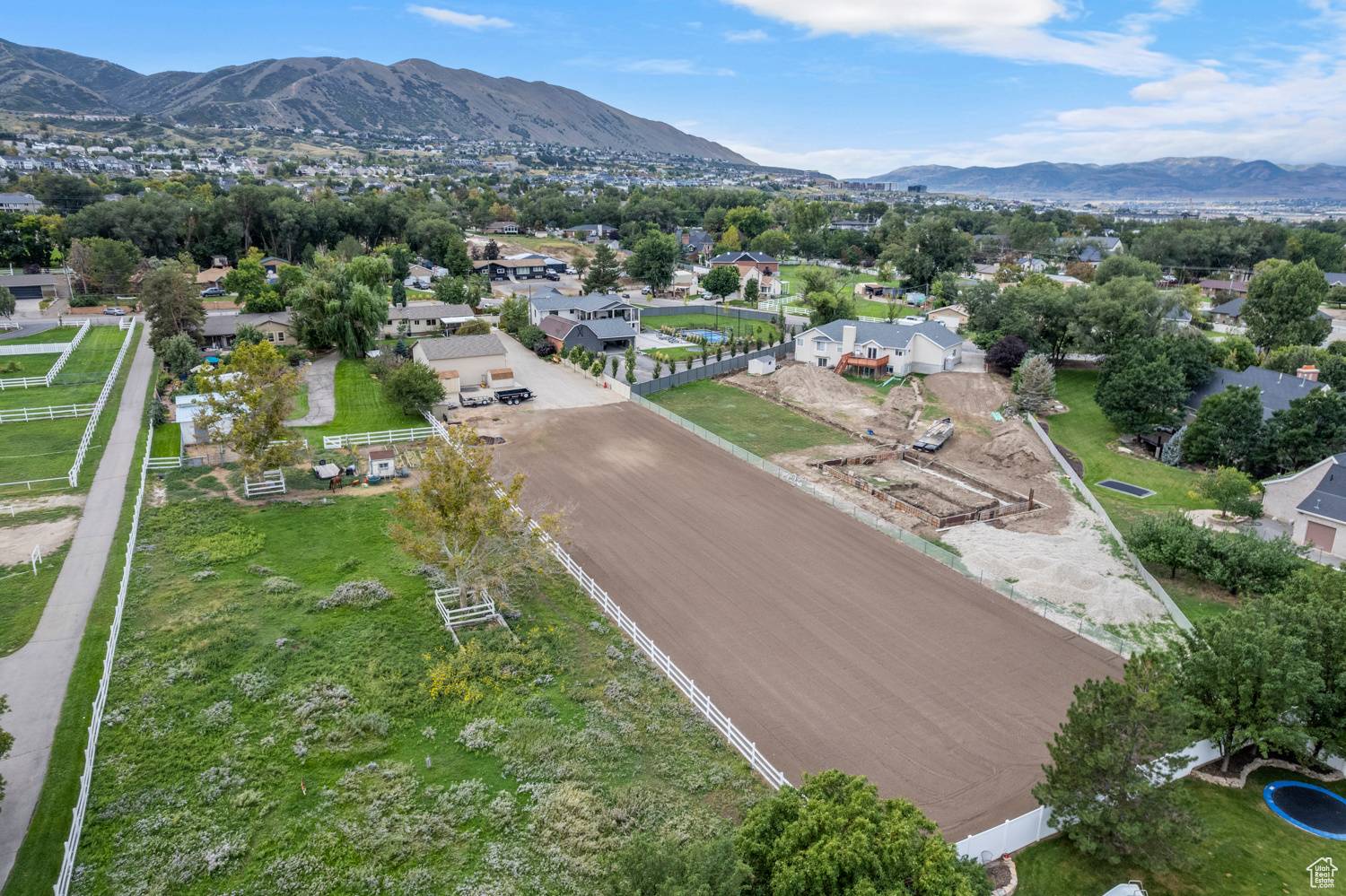 Draper, UT 84020,835 E CANYON BREEZE LN