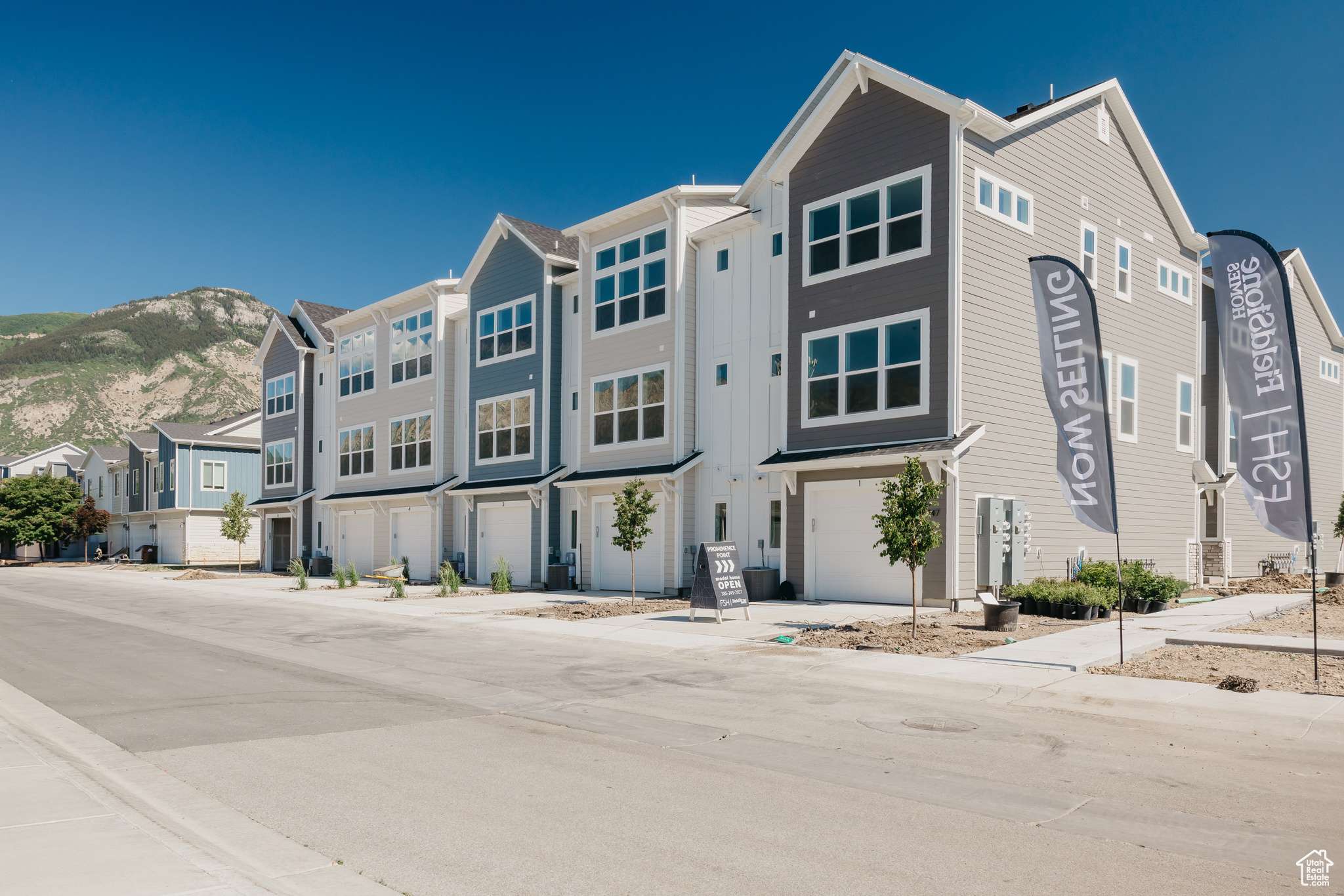 North Ogden, UT 84414,247 E 1850 N #1