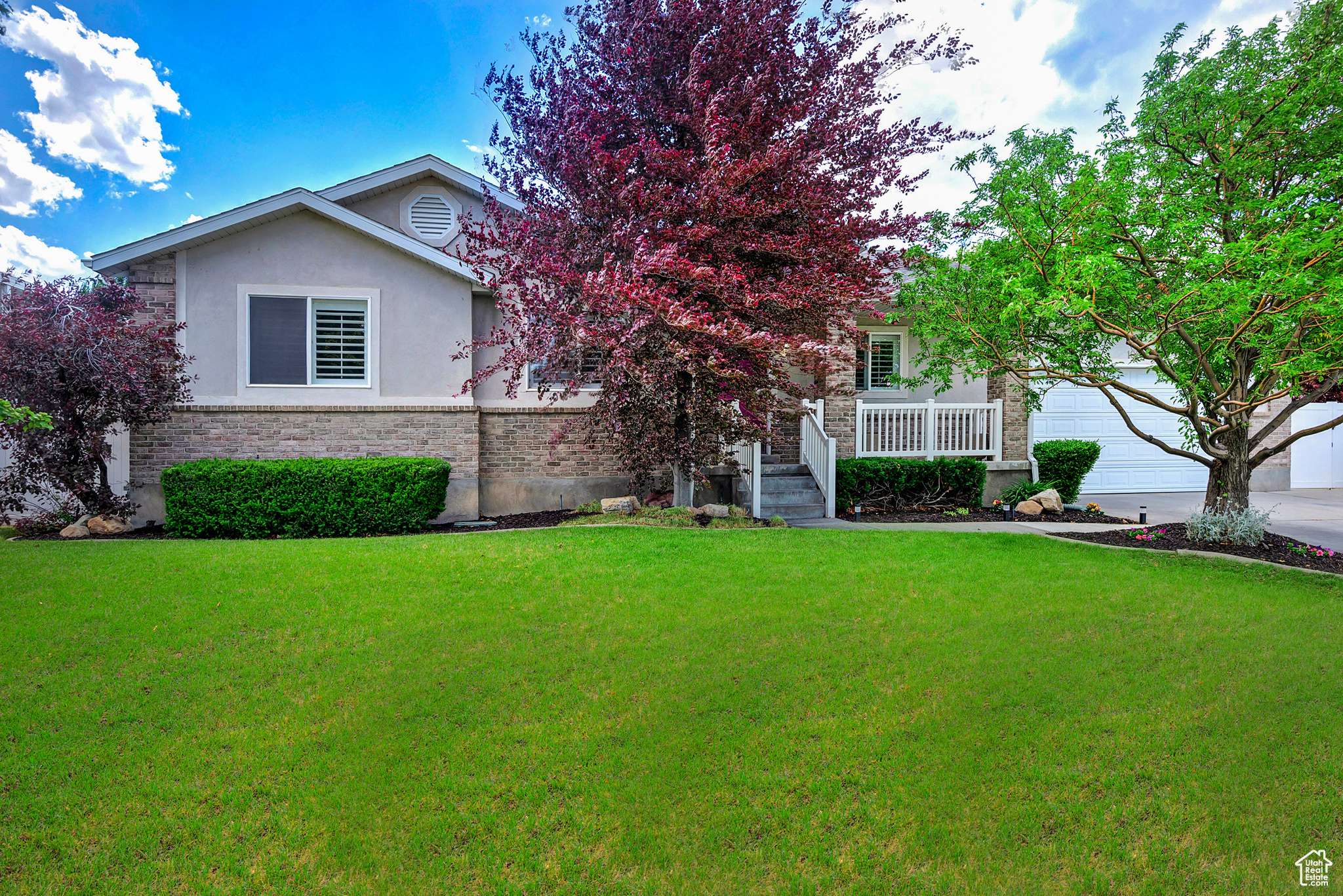South Jordan, UT 84009,10156 S DOBBIN LN