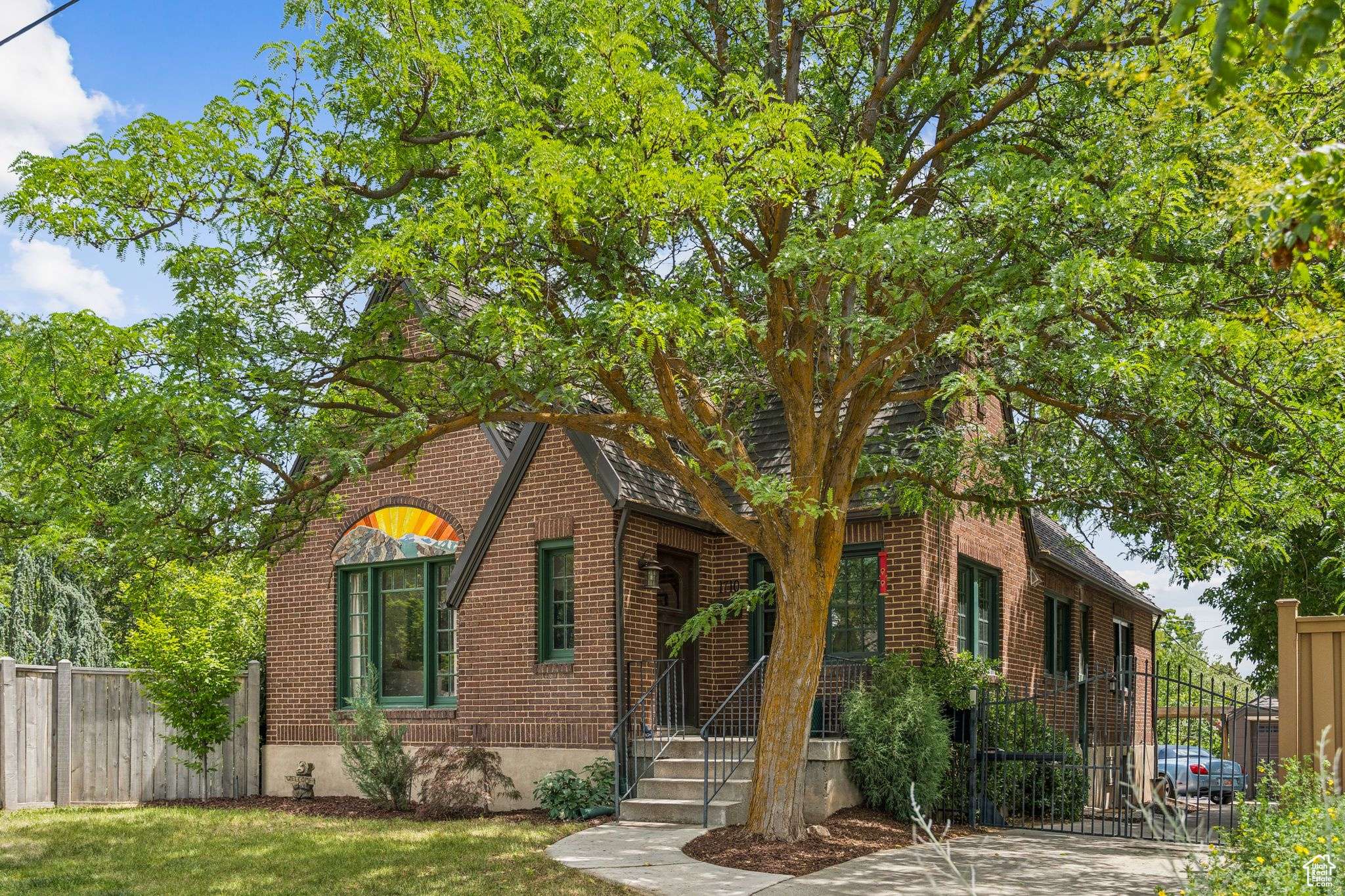 Salt Lake City, UT 84108,1710 E 900 S