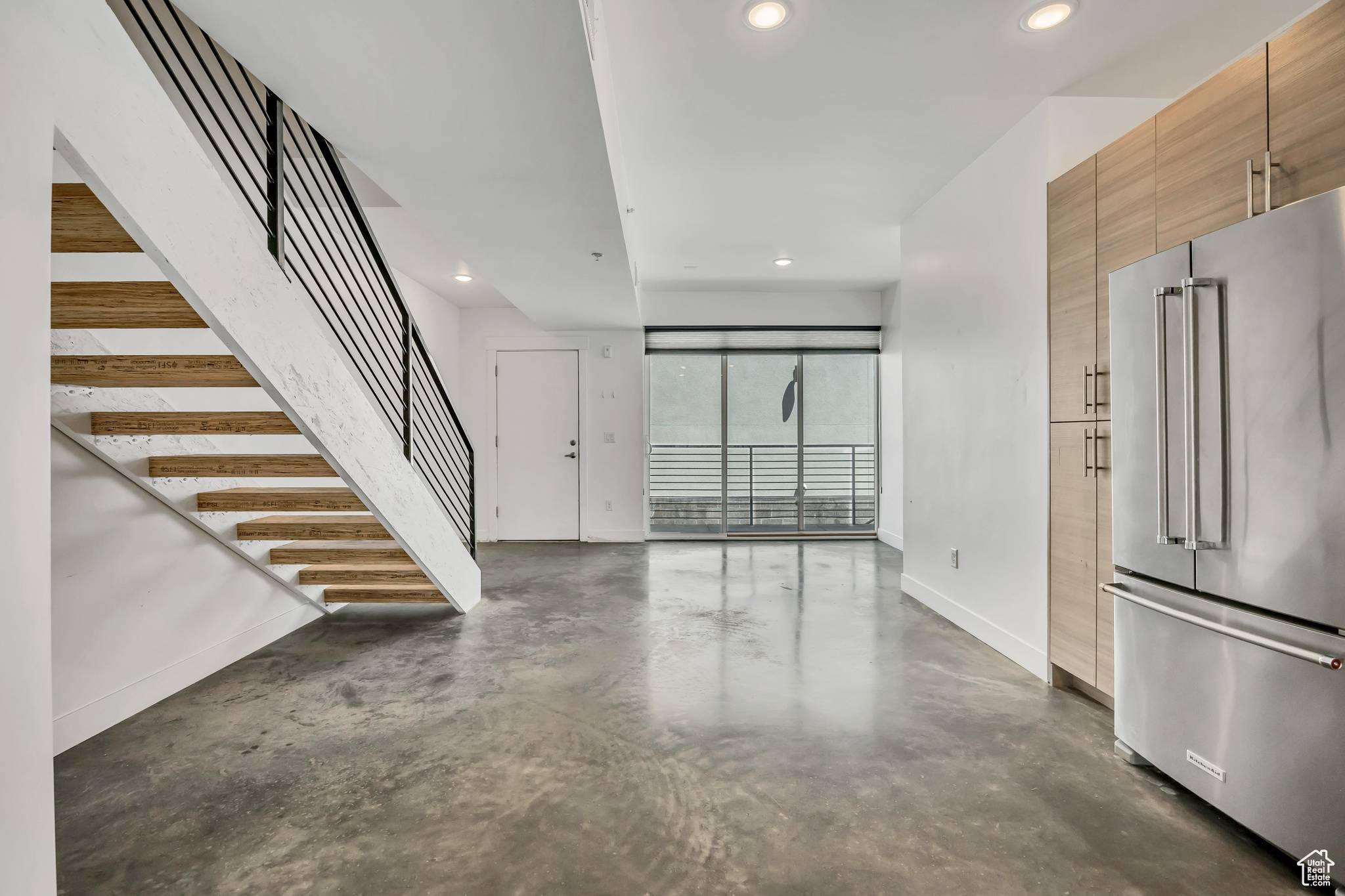 Salt Lake City, UT 84101,877 S 200 W #212