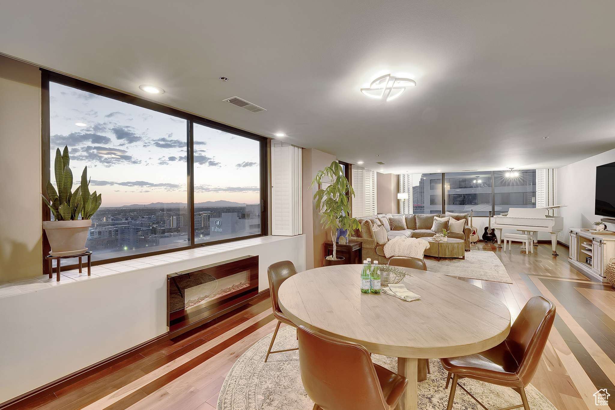 Salt Lake City, UT 84101,44 W BROADWAY S #2005 S