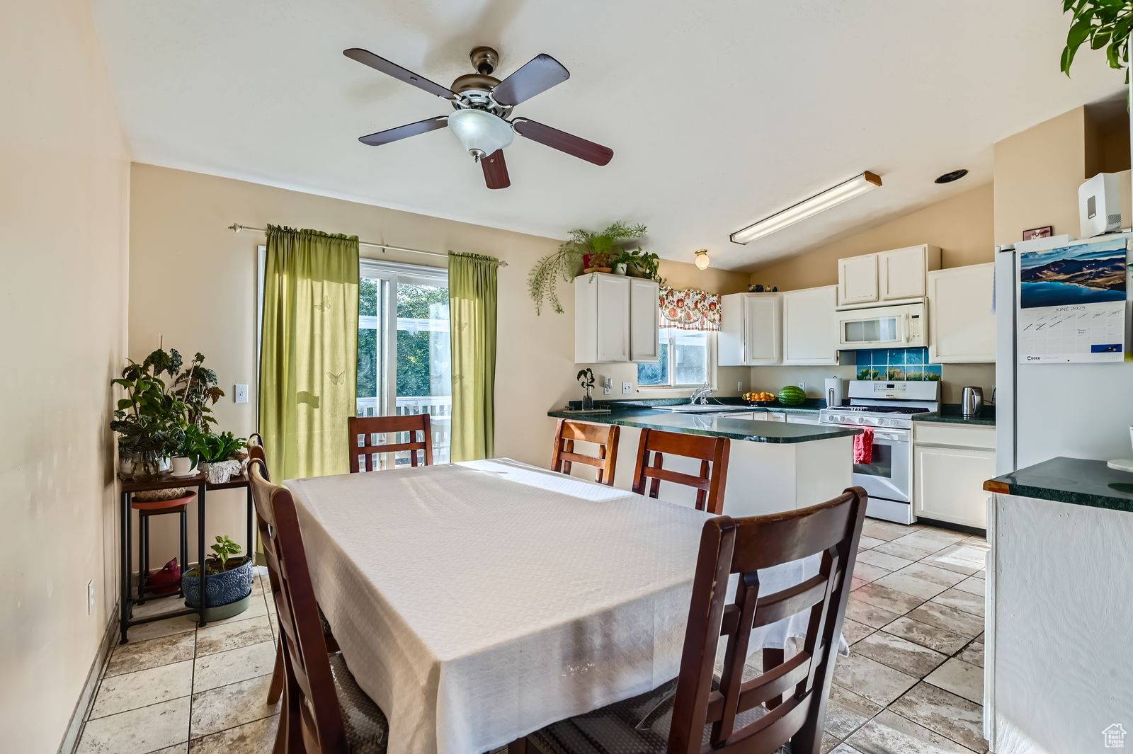 Clearfield, UT 84015,1808 S 250 W