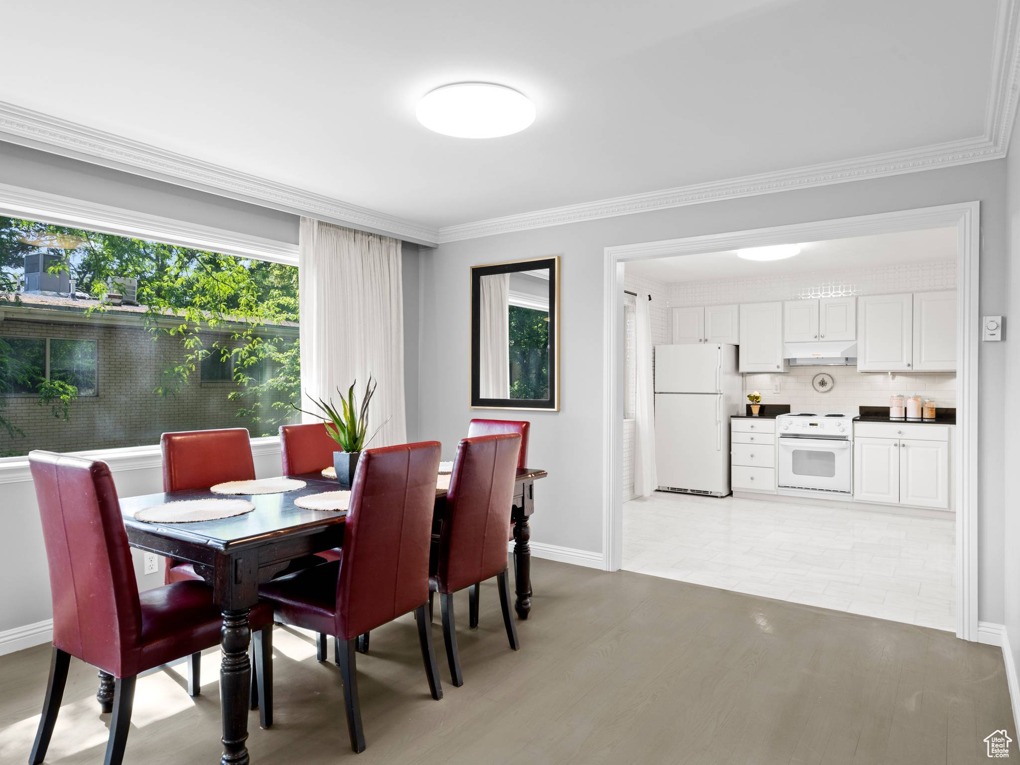 Salt Lake City, UT 84106,1150 E 2700 S #50G