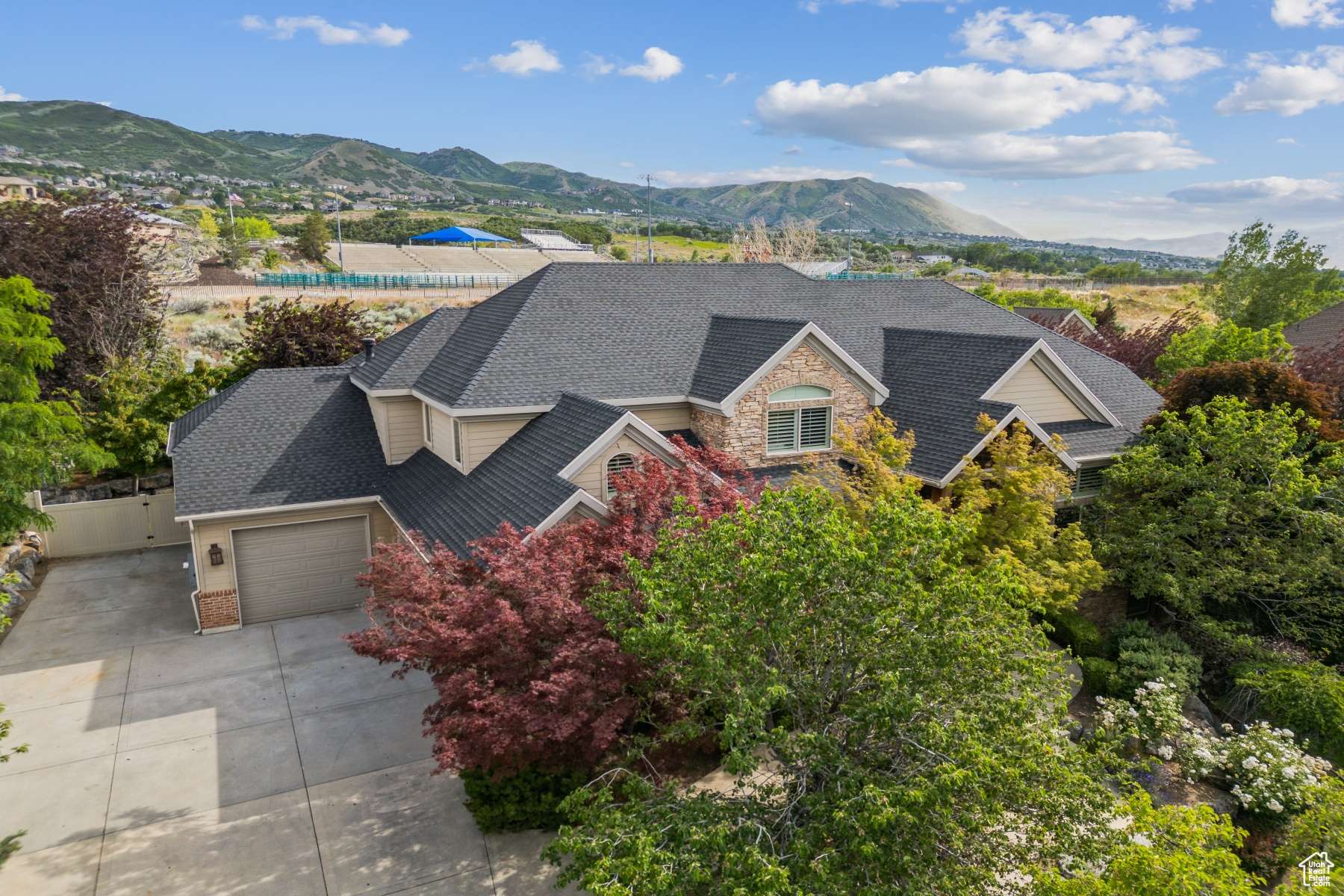 Draper, UT 84020,1652 E RED TREE CT S