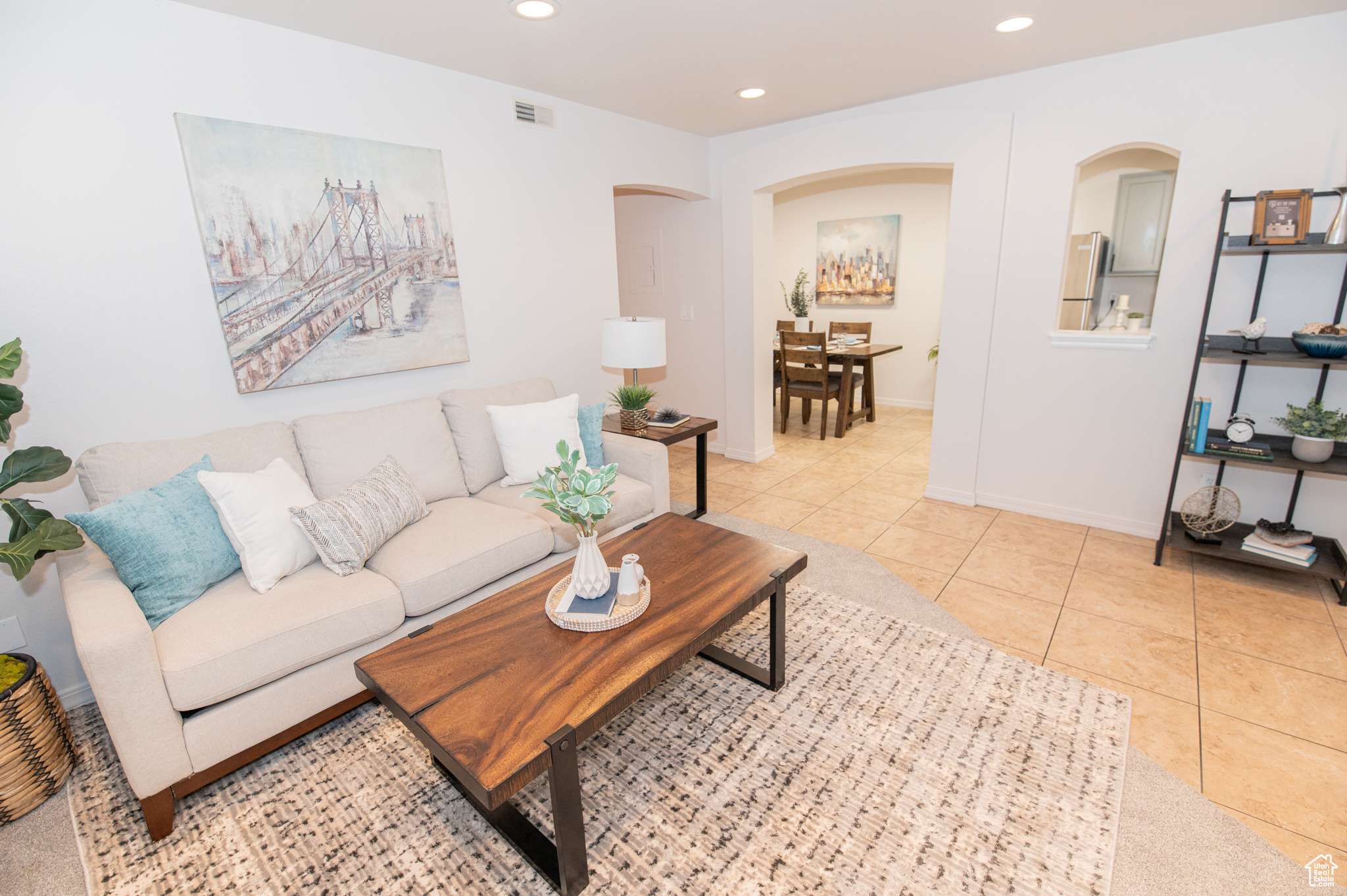 Salt Lake City, UT 84102,150 S 800 E #H3