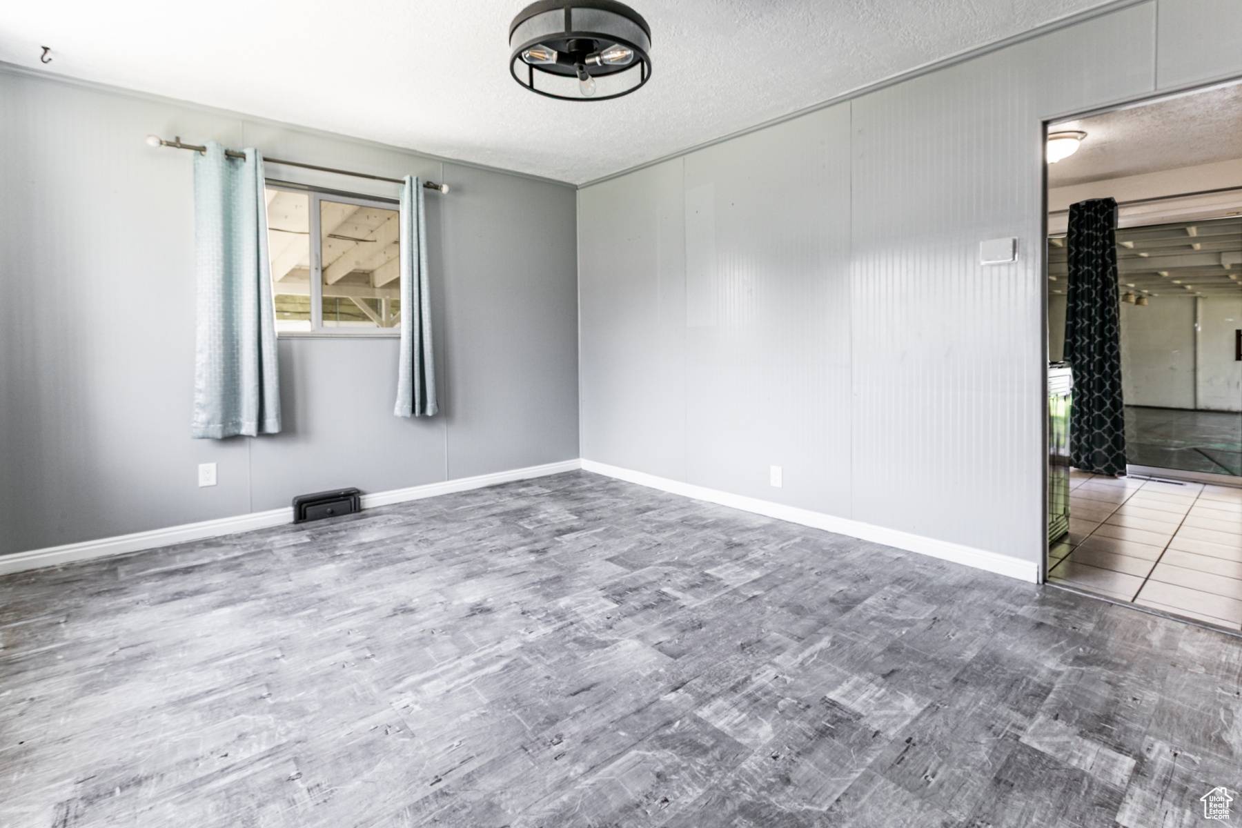 Tooele, UT 84074,317 HIGHLAND DR