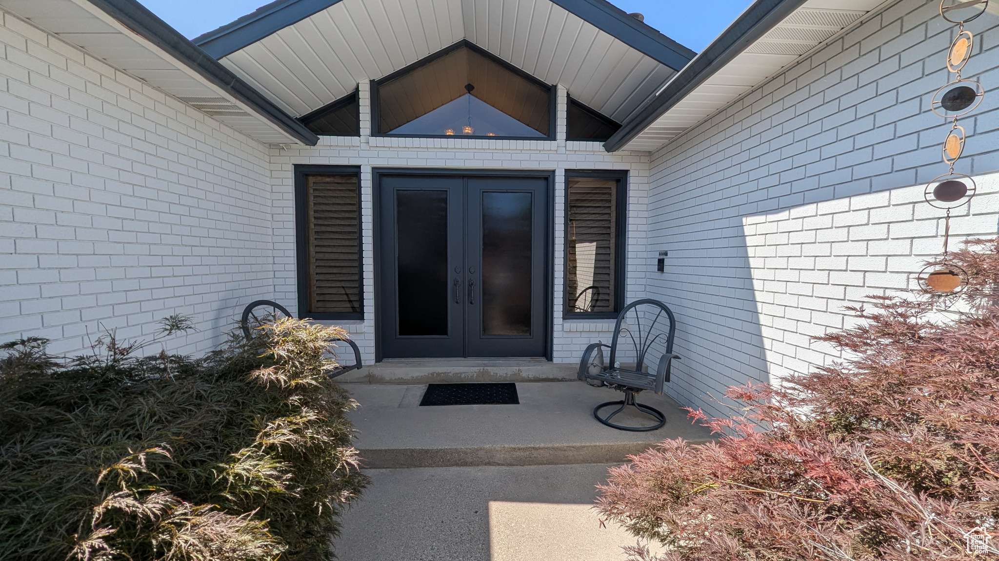 Sandy, UT 84092,1584 E PETUNIA WAY