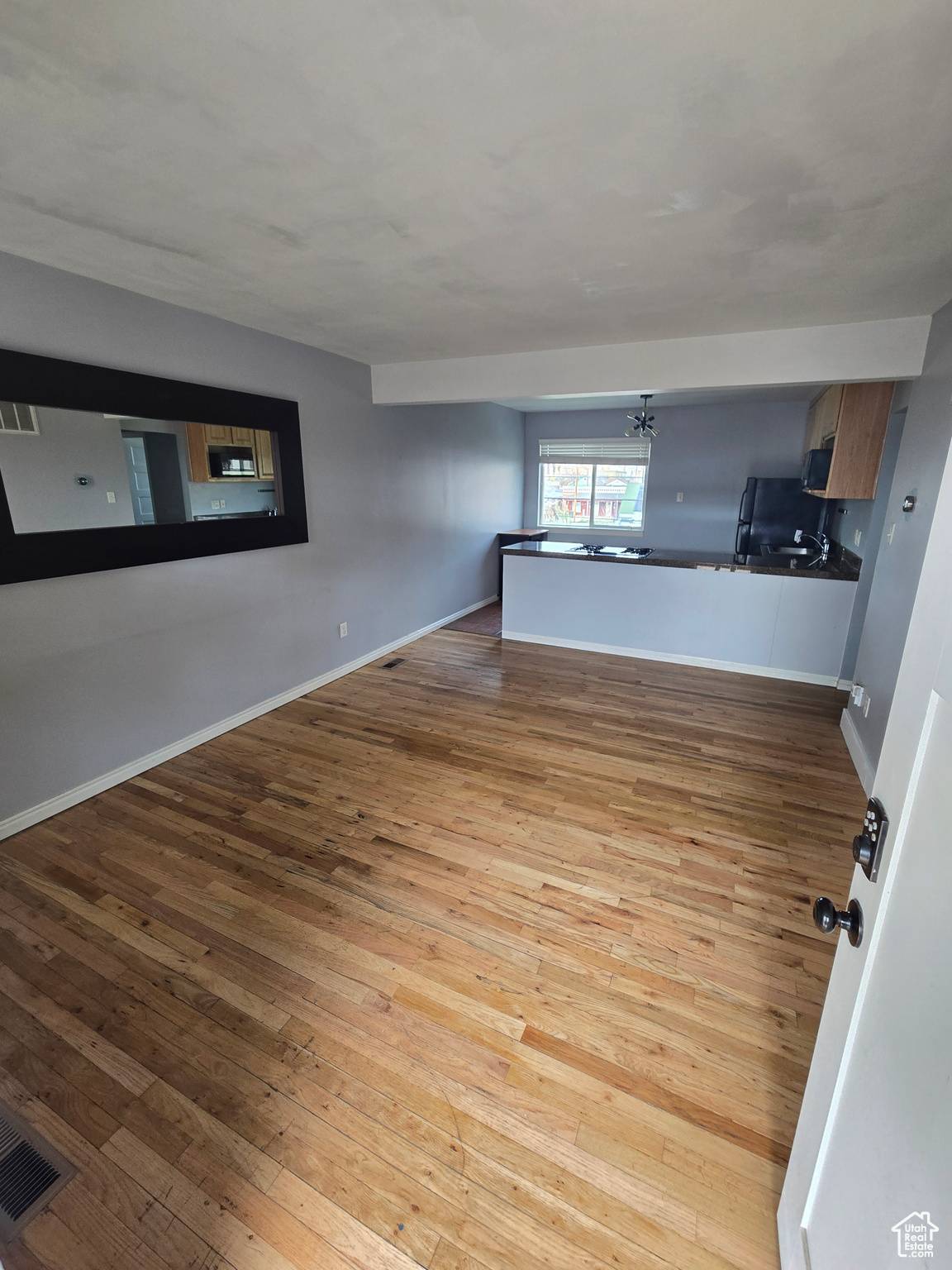 Salt Lake City, UT 84103,650 N 300 W #206