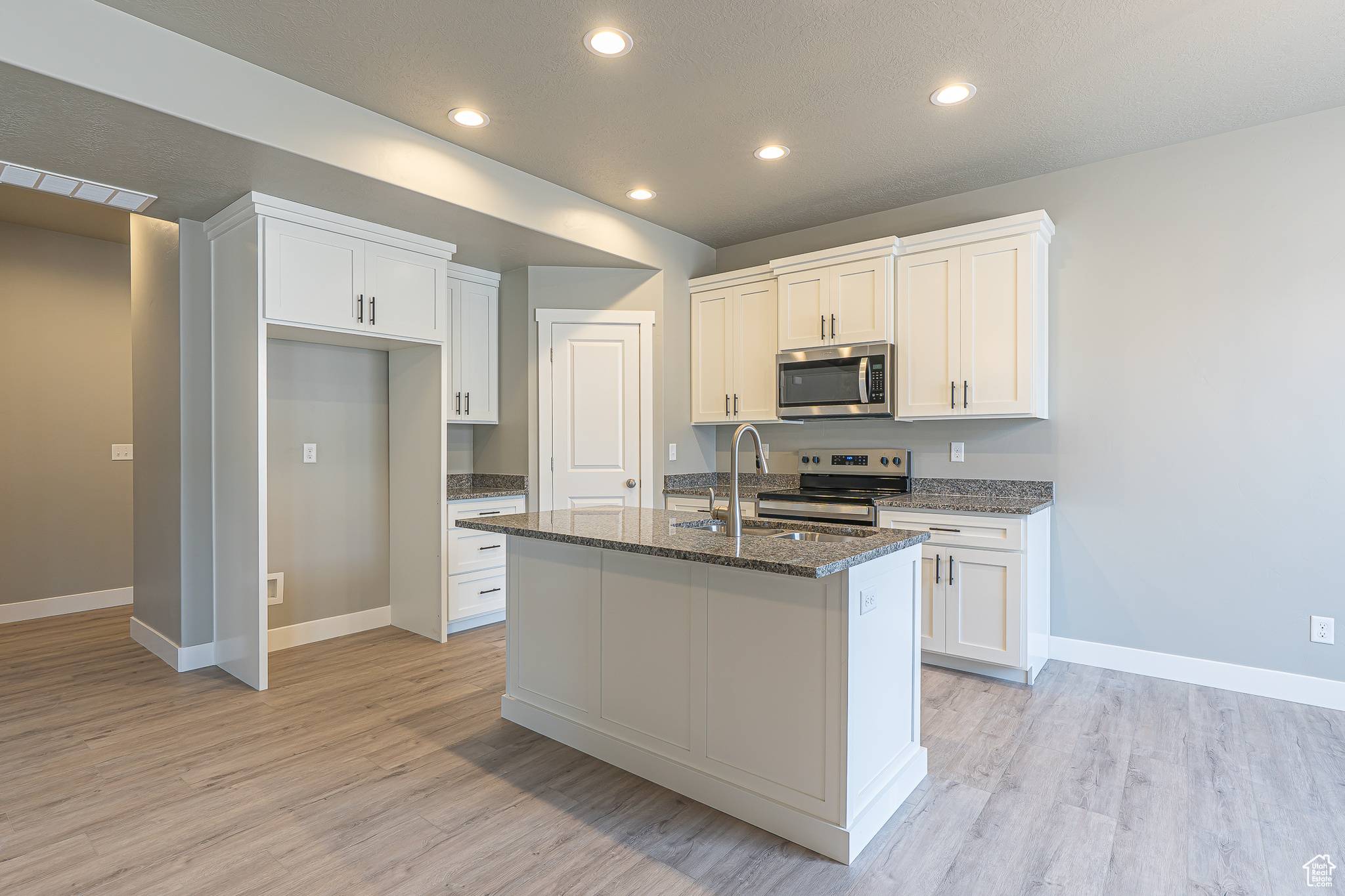 Nibley, UT 84321,2206 S 1120 W #65