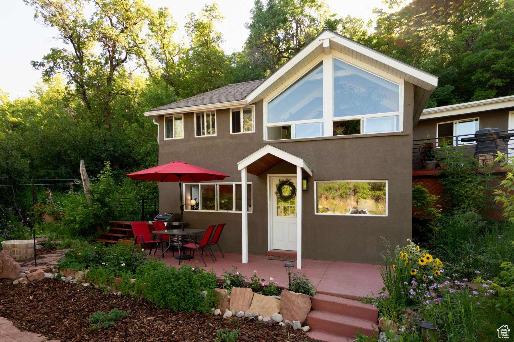 Salt Lake City, UT 84108,1155 N PINECREST CANYON RD