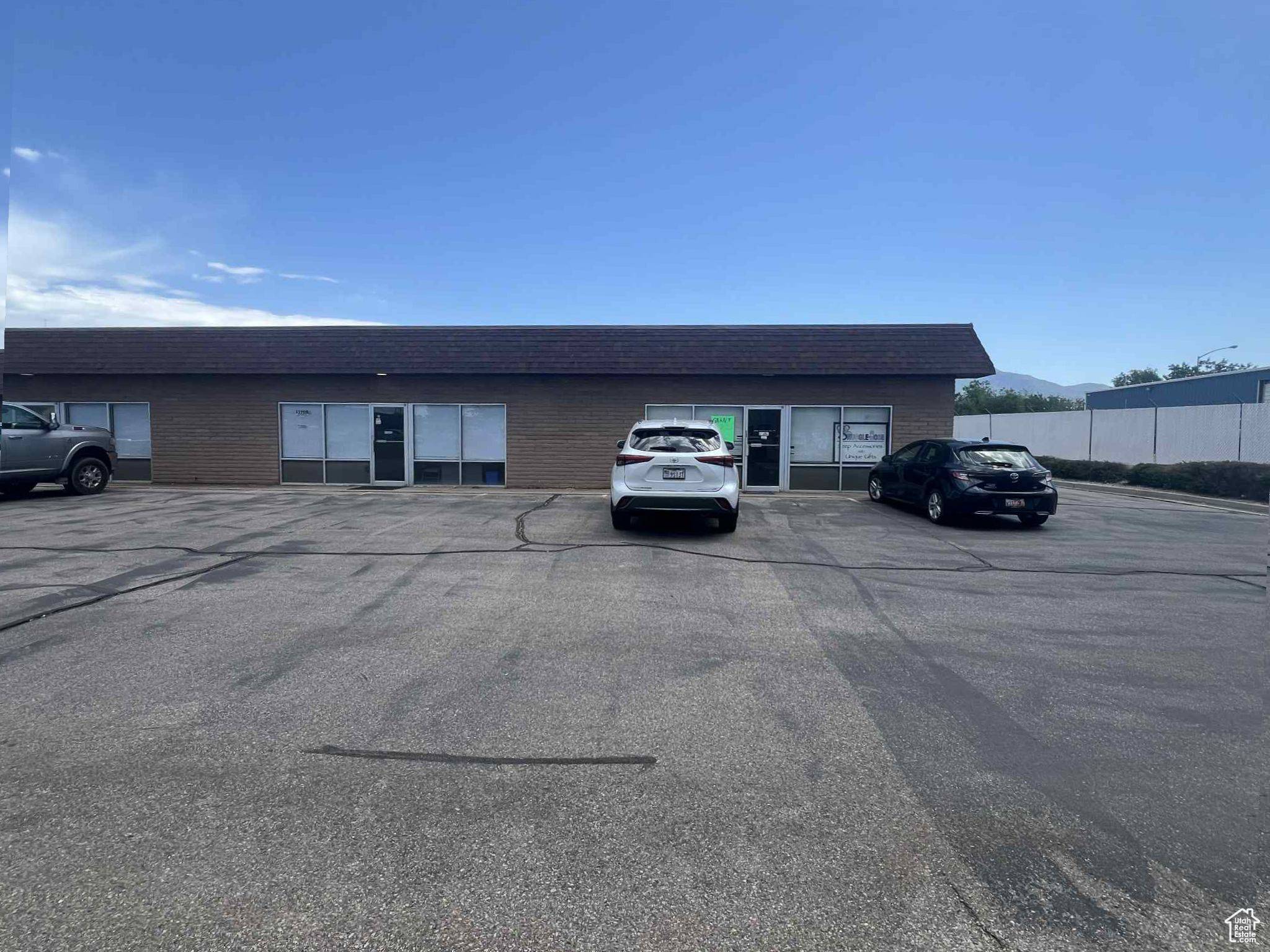 Ogden, UT 84401,2590 S COMMERCE WAY #C