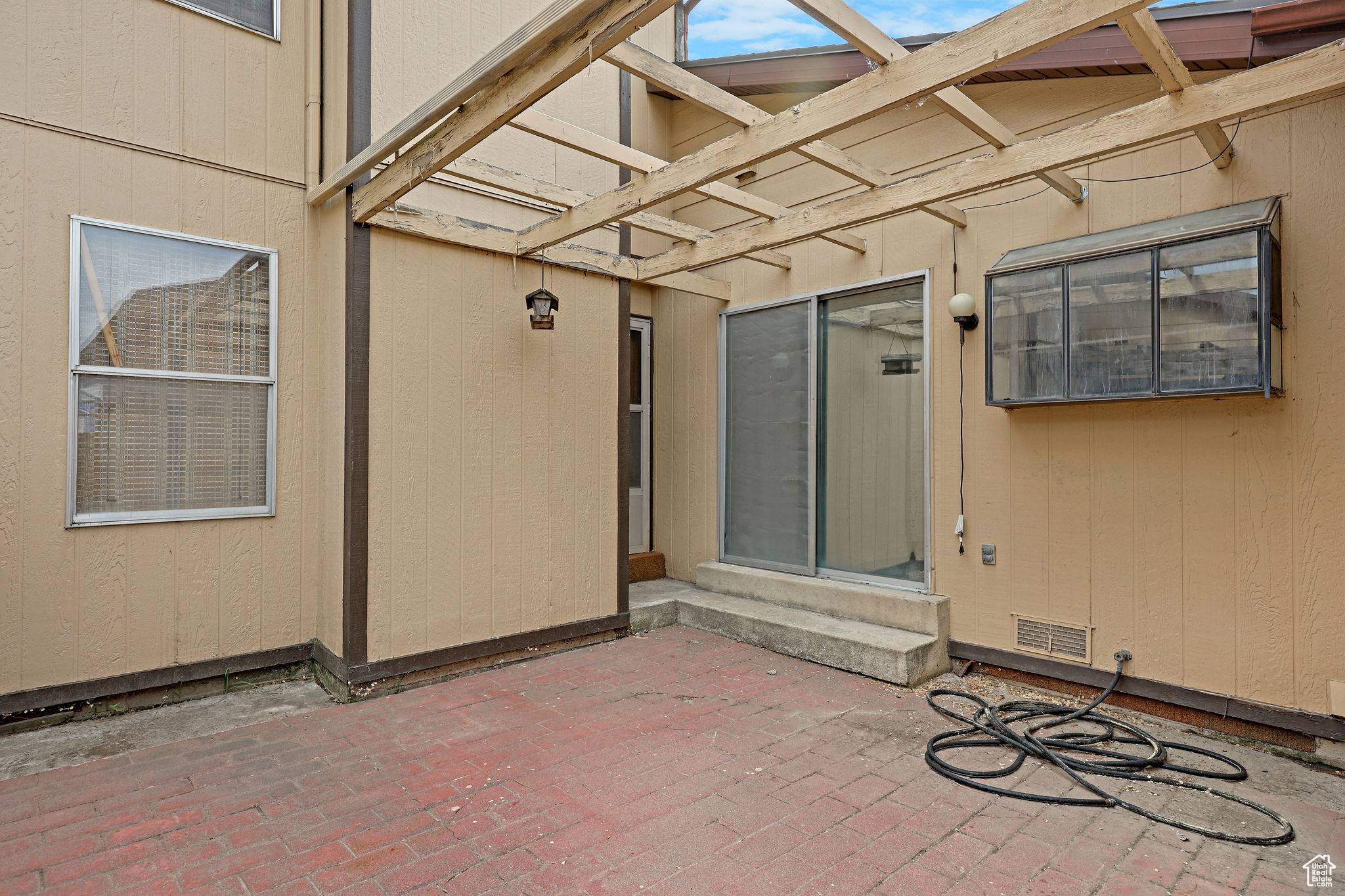 Ogden, UT 84405,597 W BROOKSHIRE DR