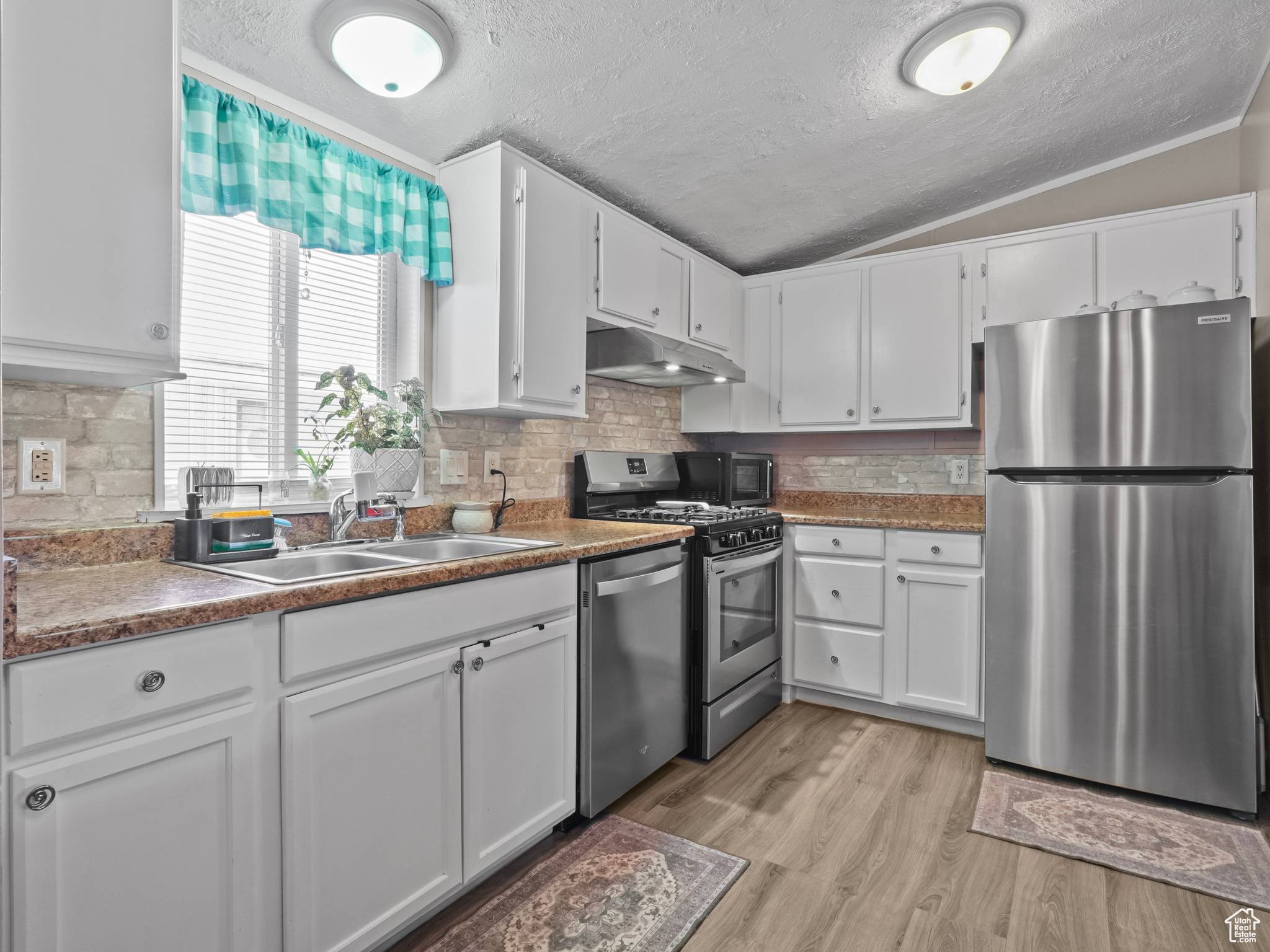 Ogden, UT 84404,2491 N HIGHWAY 89 #116
