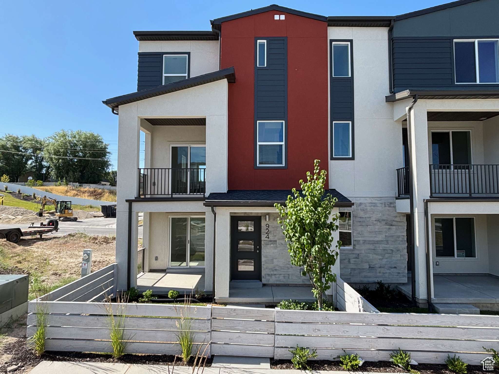 Murray, UT 84123,924 W COALBURN WAY #8-26