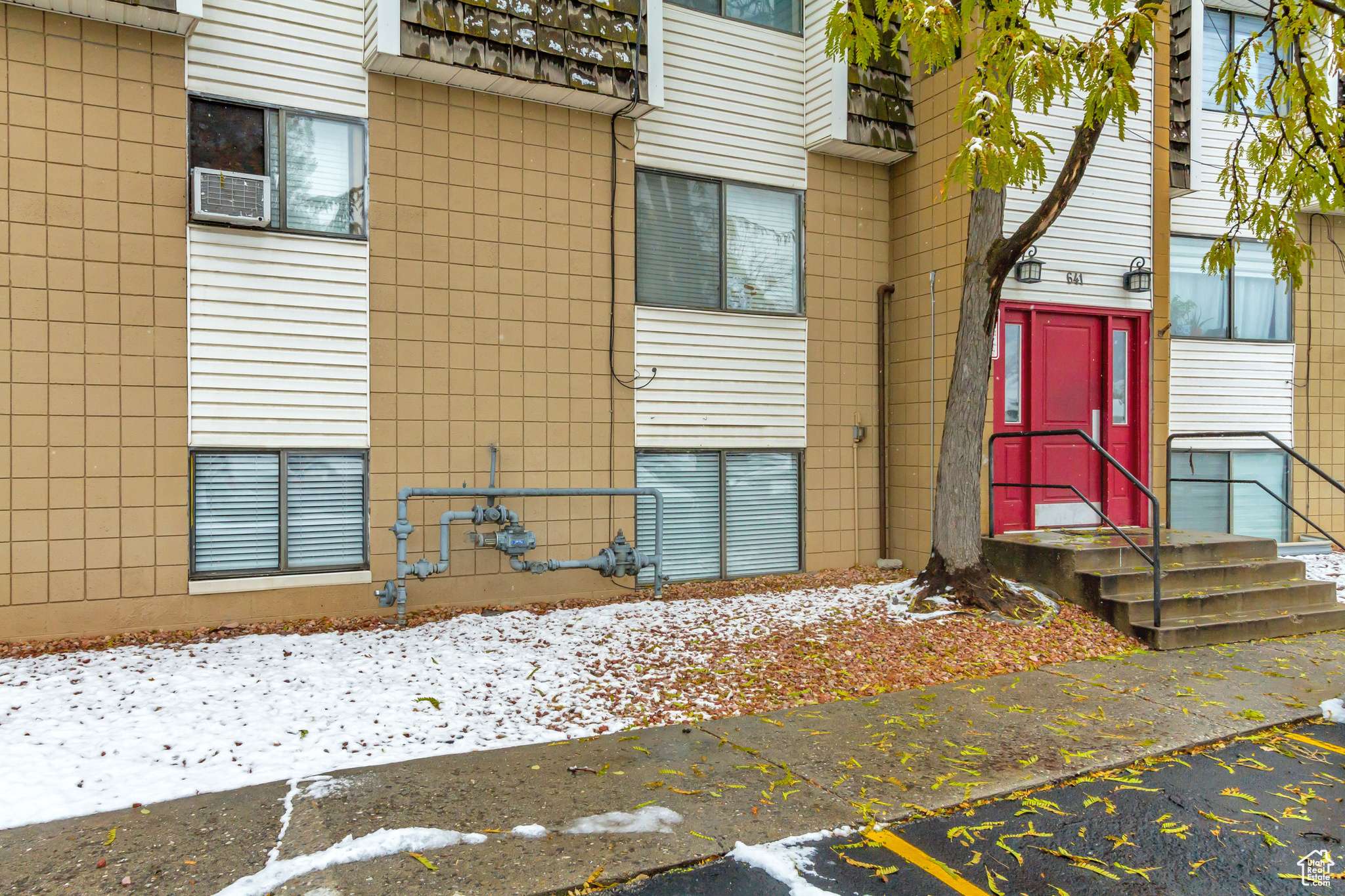 Springville, UT 84663,641 E SWENSON AVE #1